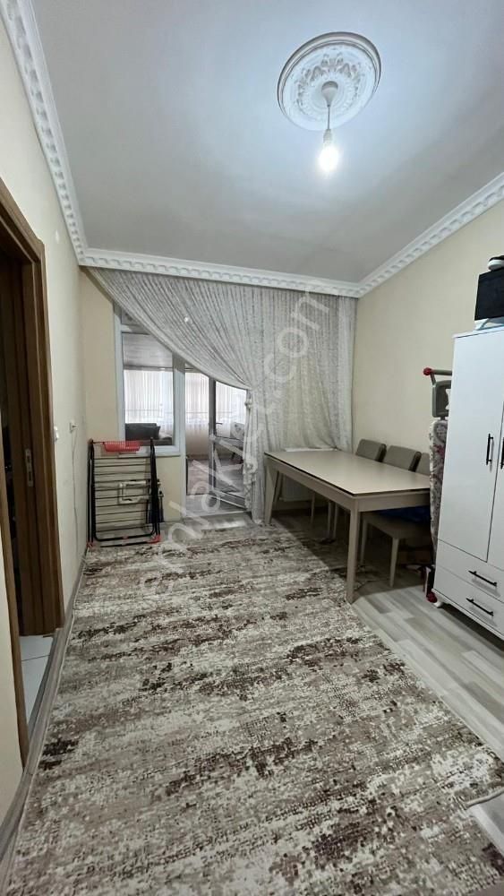 Çarşı Merkezde Emsallerinden Artılı 3+1 Dubleks Daire - Görsel 4