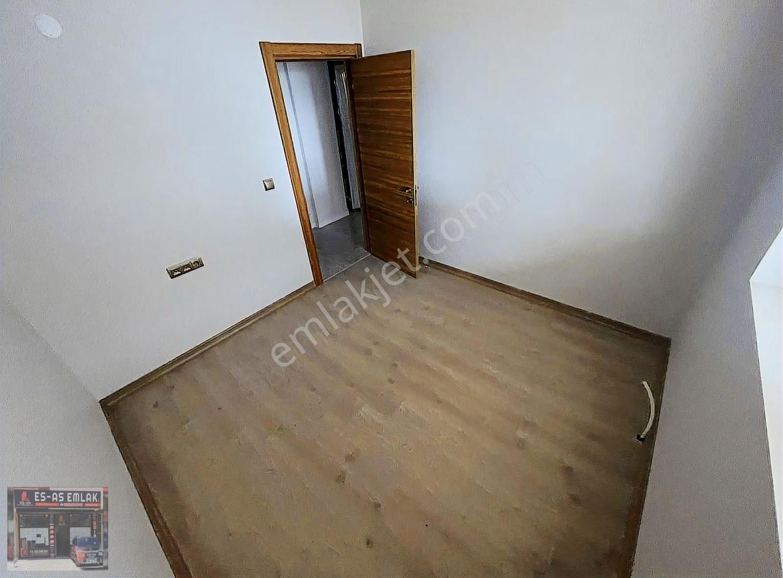Es-as Emlak'tan Menderes Mh.de Lüks Yapılı 3+1 Satılık Daire - Görsel 18