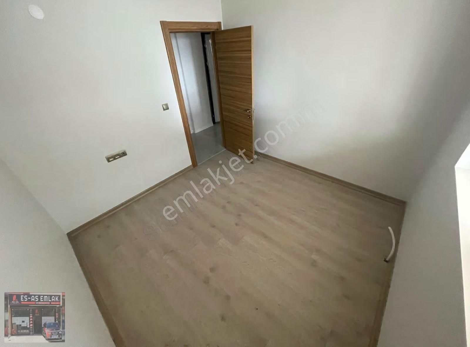 Es-as Emlak'tan Menderes Mh.de Lüks Yapılı 3+1 Satılık Daire - Görsel 19