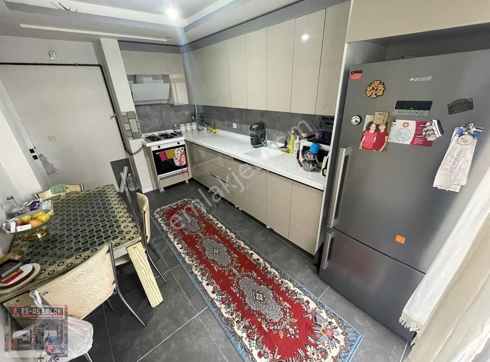 Es-as'tan Mustafa Kemal Mh.de Lüks Yapılı 3+1 Satılık Daire