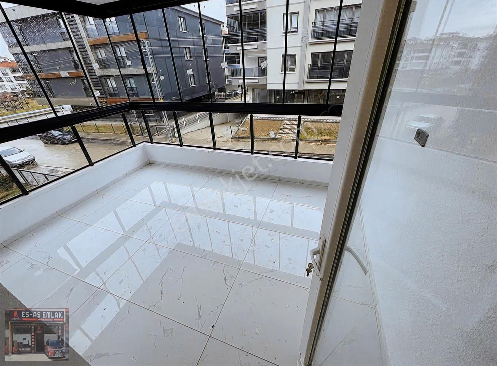 Es-as'tan 29 Ekim Mh.de Ultra Lüks Yapılı 3+1 Satılık Daire - Görsel 2