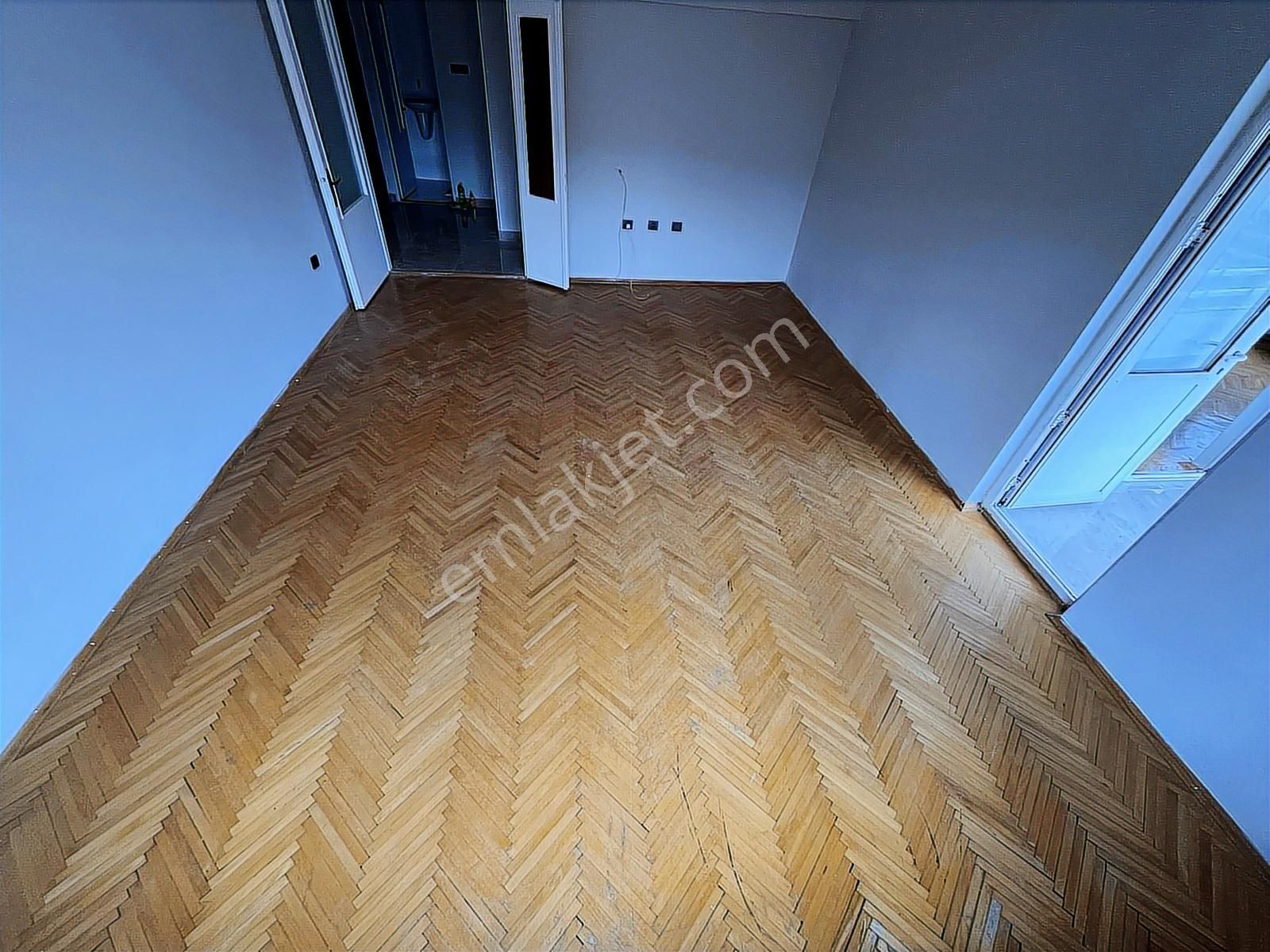 Keçiörende Hakan Sitesi Ara Kat Asansörlü - Görsel 5