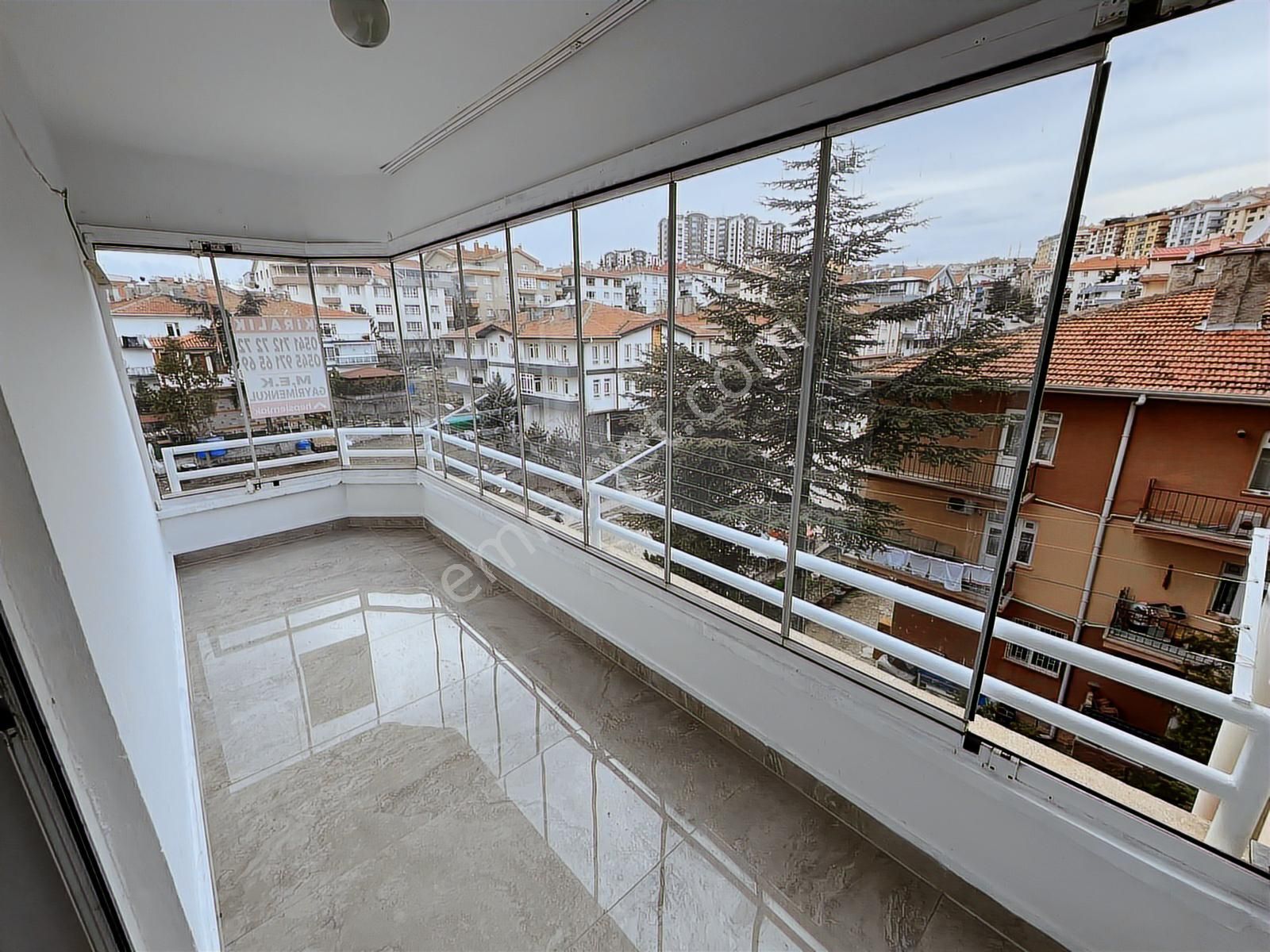 Keçiörende Hakan Sitesi Ara Kat Asansörlü - Görsel 20