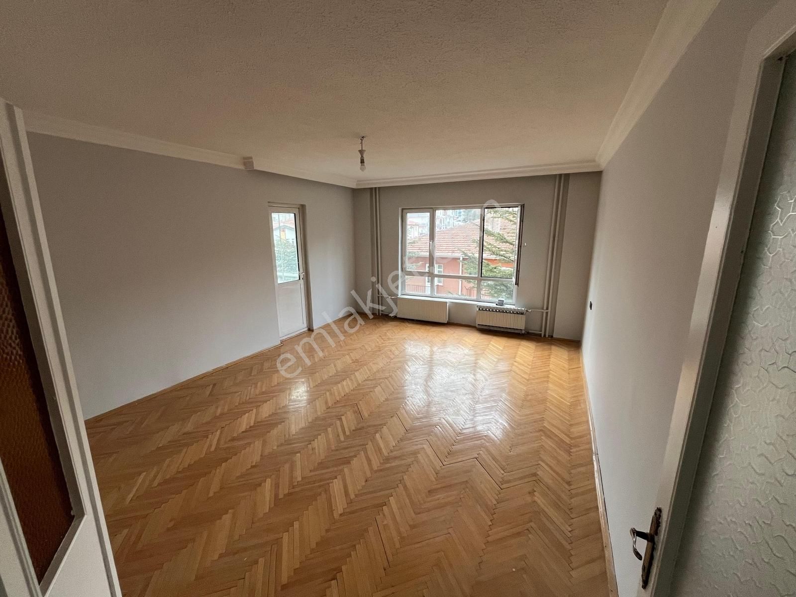 Keçiörende Hakan Sitesi Ara Kat Asansörlü - Görsel 23