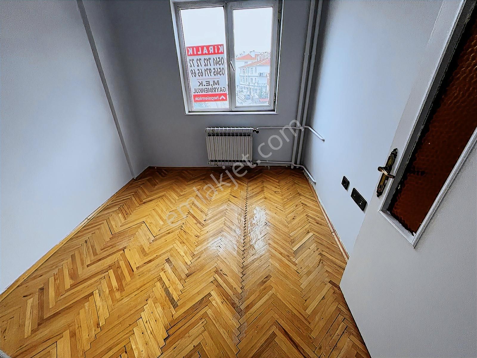 Keçiörende Hakan Sitesi Ara Kat Asansörlü - Görsel 10