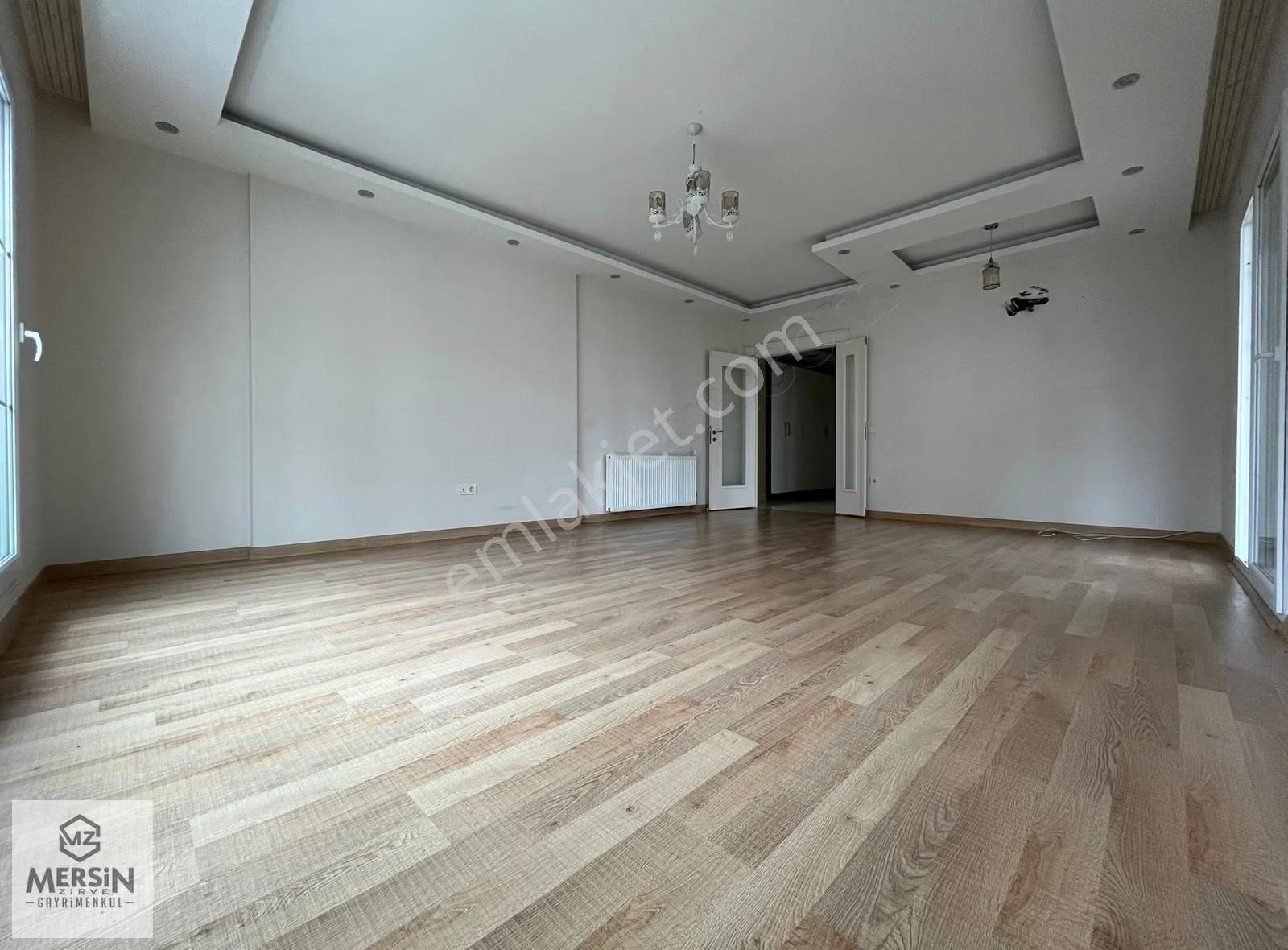 Mezitli Merkez'de Satılık 4+1, 149m² Geniş Balkonlu Daire - Görsel 16