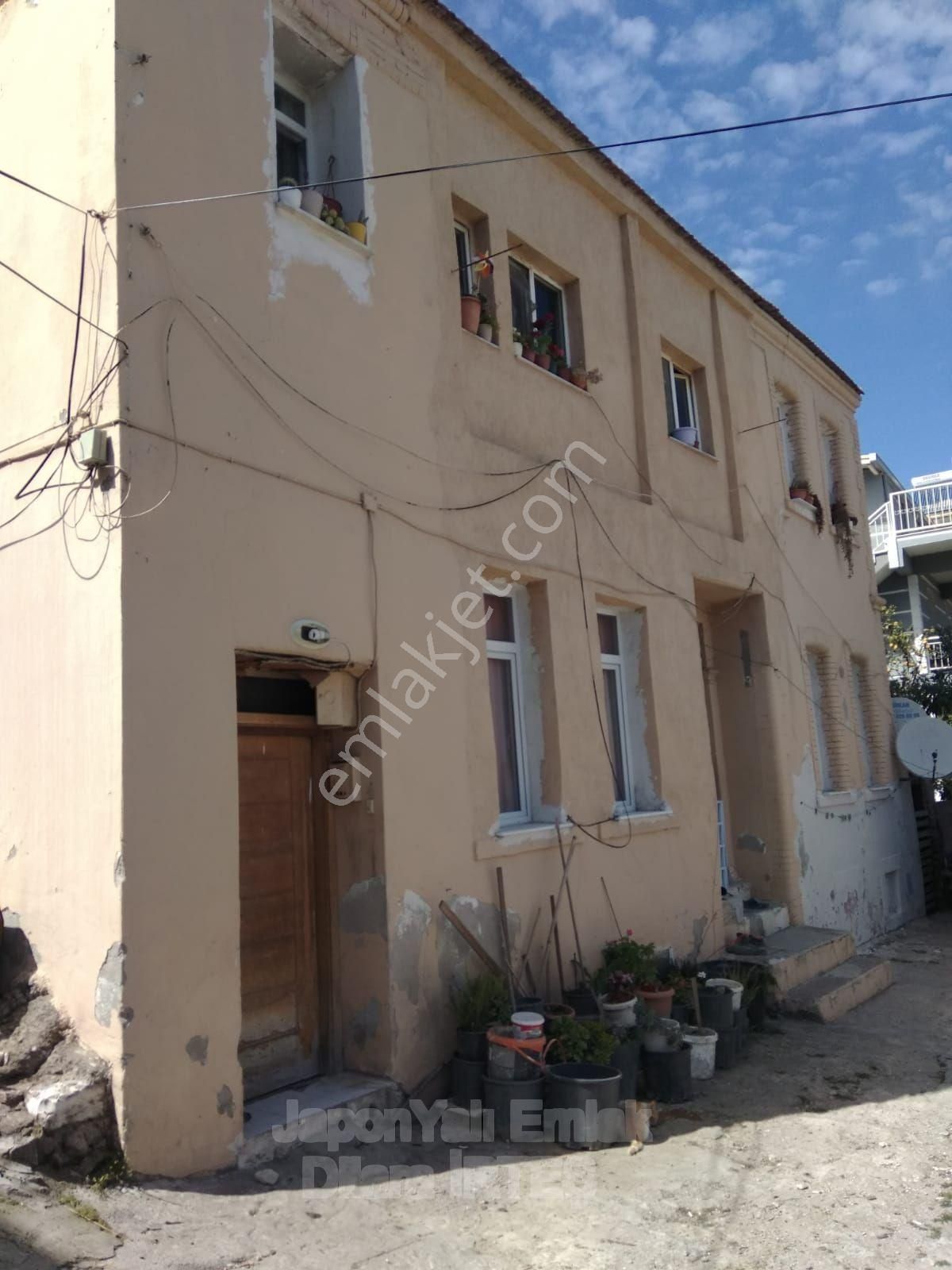 Urla Sanat Sokağı Yakını Bahçeli 8+3 Satılık Müstakil - Görsel 13