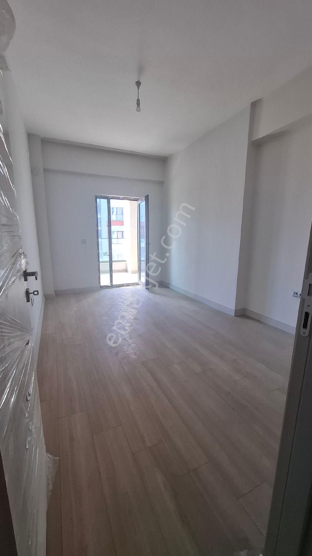 Adana Yüreğir Şehit Erkut Akbay Mag.de Kiralık 3+1 Daire - Görsel 12