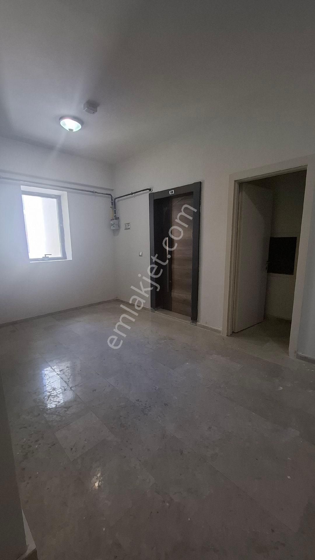 Adana Yüreğir Şehit Erkut Akbay Mag.de Kiralık 3+1 Daire - Görsel 6