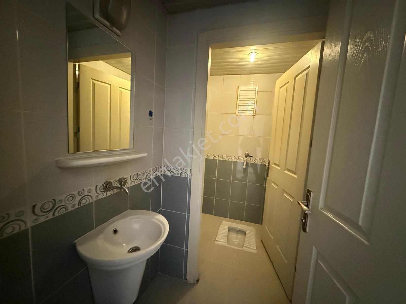 Altınevler Mah. Ayyıldız Sitesinde 3. Katta 3+1 Kiralık Daire - Görsel 9