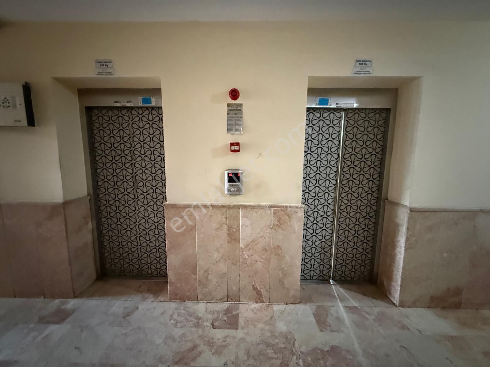Altınevler Mah. Ayyıldız Sitesinde 3. Katta 3+1 Kiralık Daire - Görsel 14