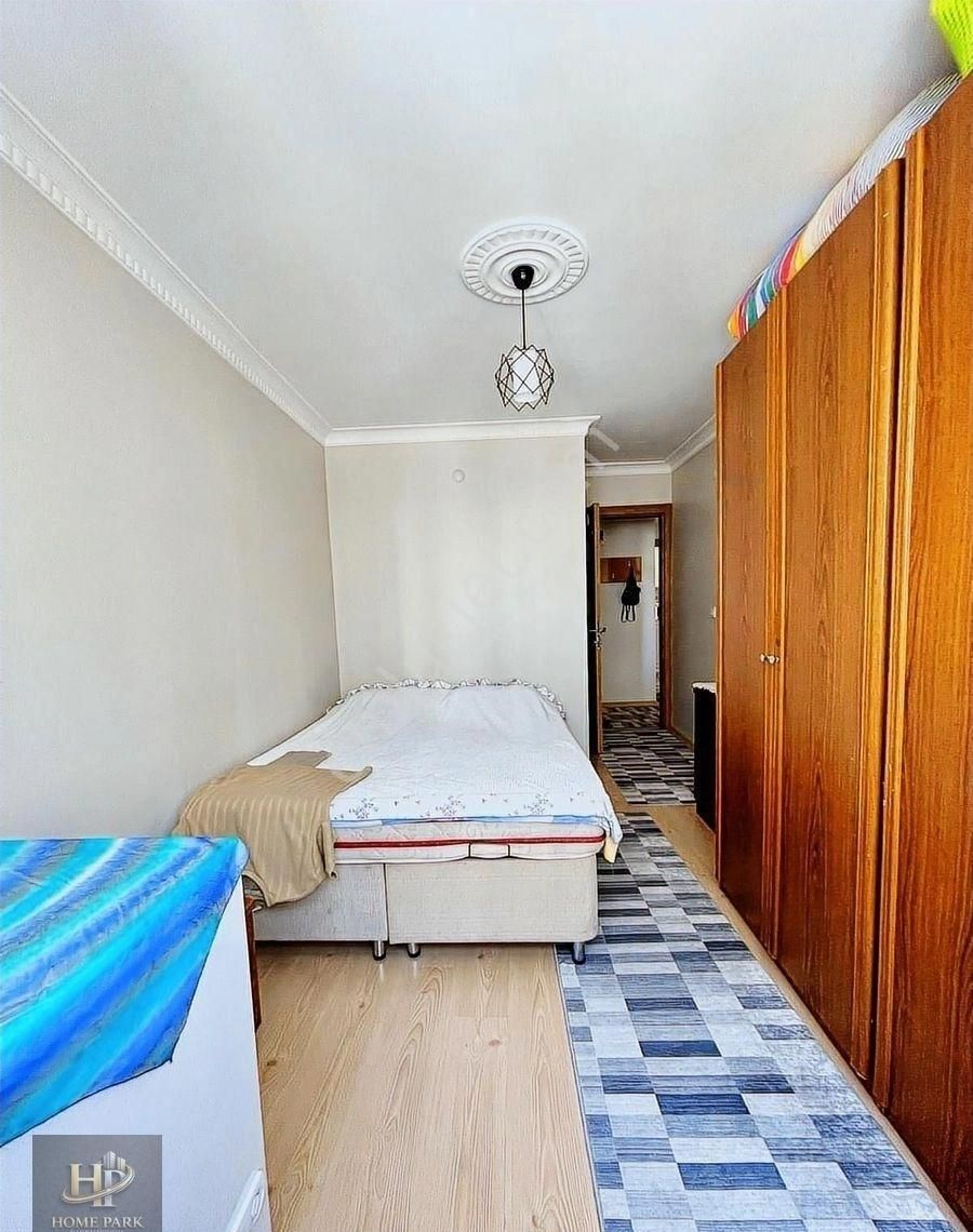 Cennet Mah. Bankalar Cad.köşe Bina'da Satılık Daire - Görsel 3