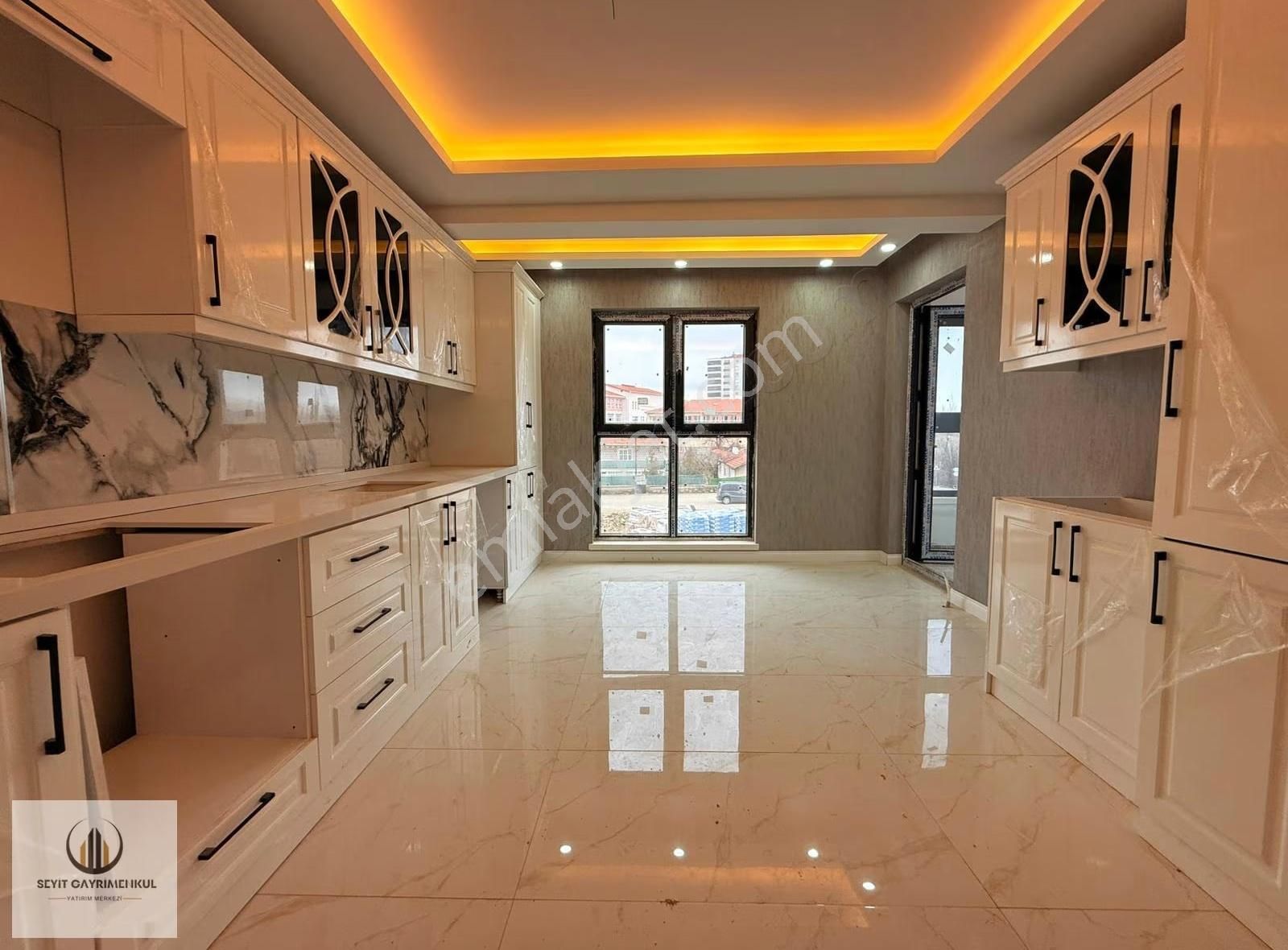 ▄seyit Gayrimenkul▄bölgenin Lüx Mimarisiyle Full Yaplı 3+1_1.kat - Görsel 8