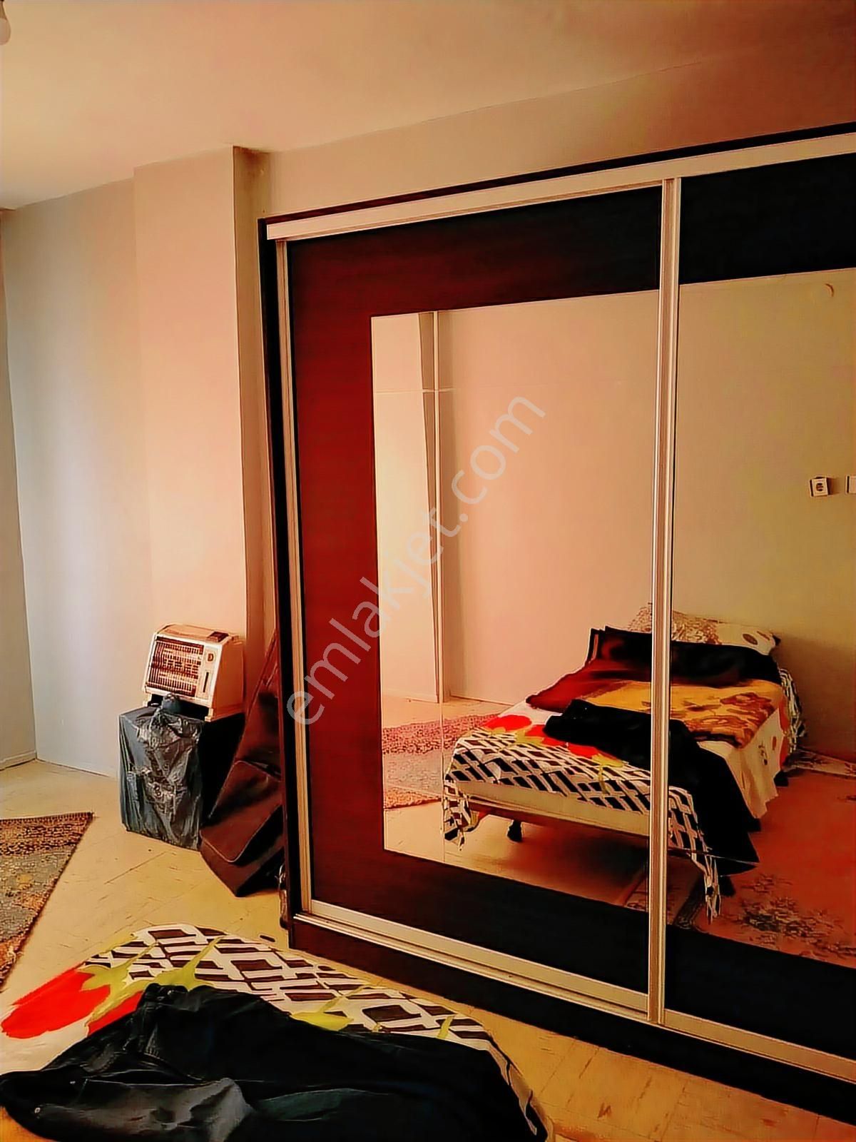 Aksaray Cad. Üzerinde 2+1kentsel Dönüşüme Girecek 25m2 Hisseli - Görsel 2
