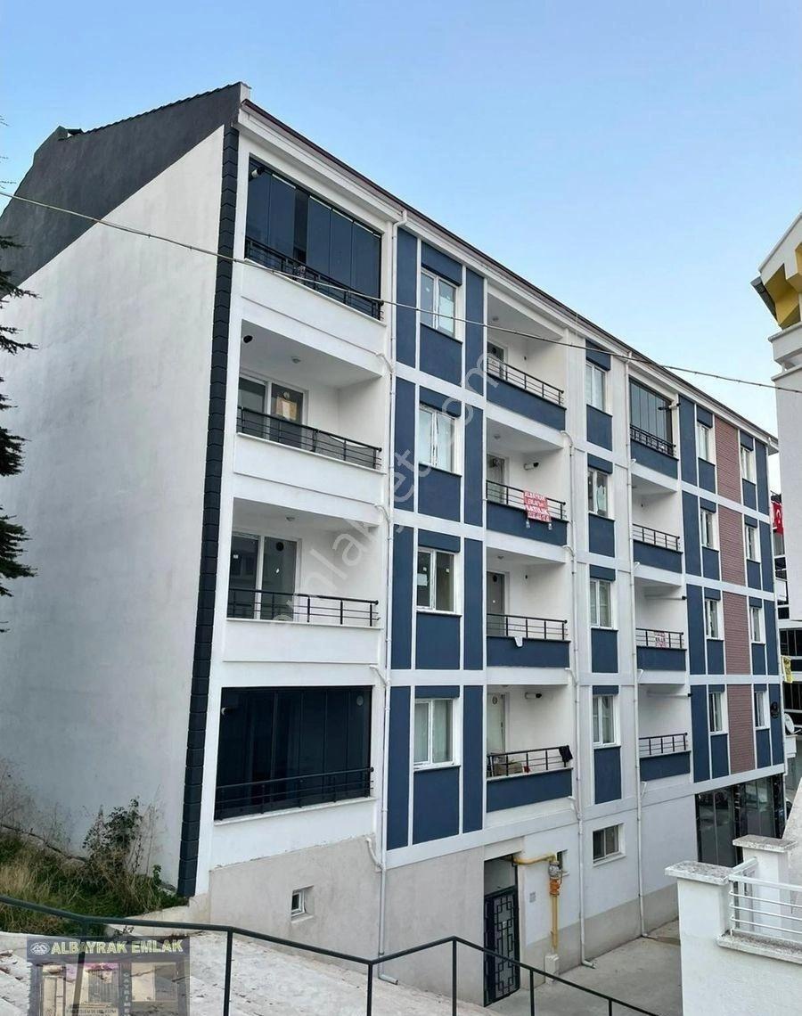 Albayrak'tan Ulus Cad. Üzeri Satılık 1+1 Daire