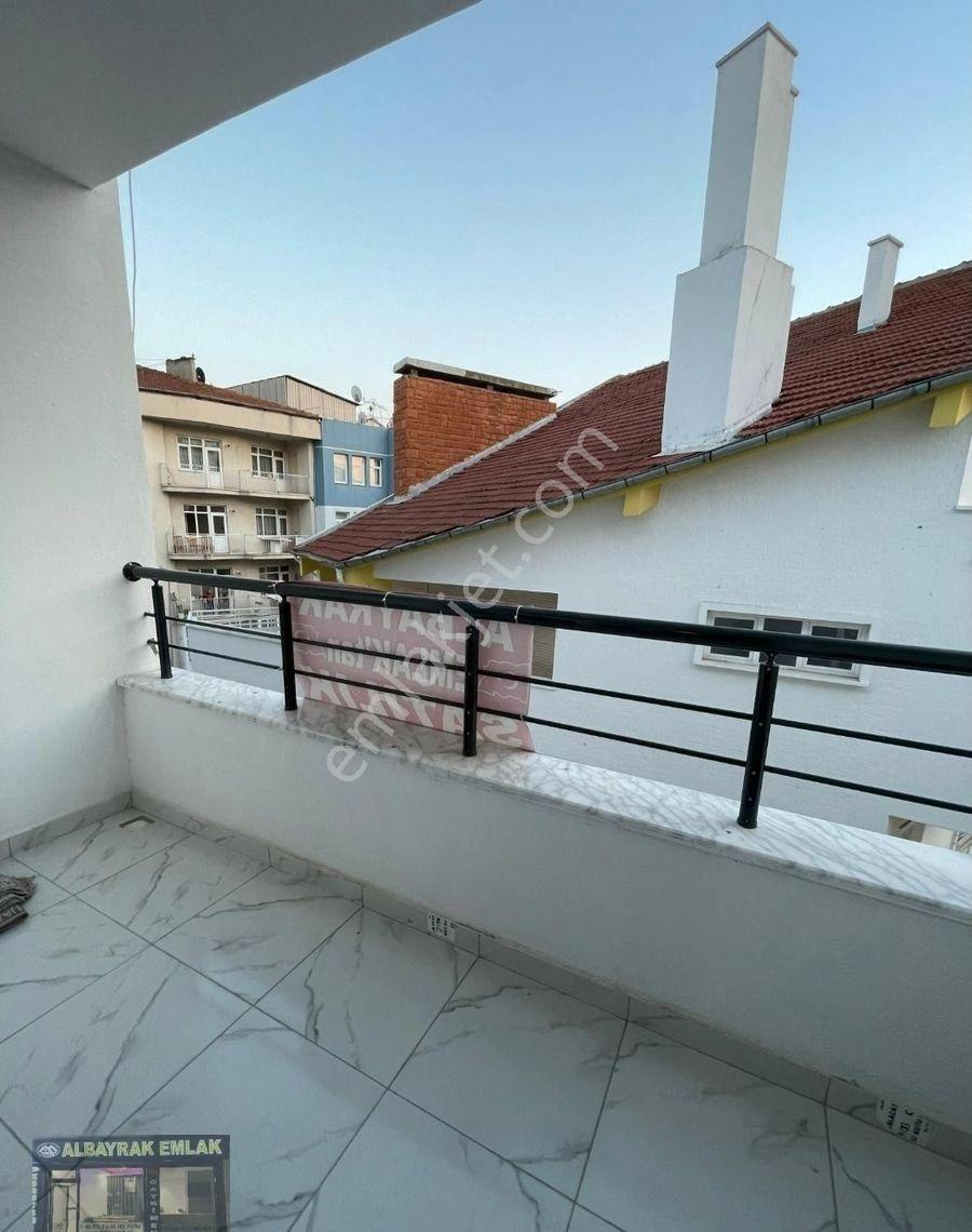 Albayrak'tan Ulus Cad. Üzeri Satılık 1+1 Daire - Görsel 4