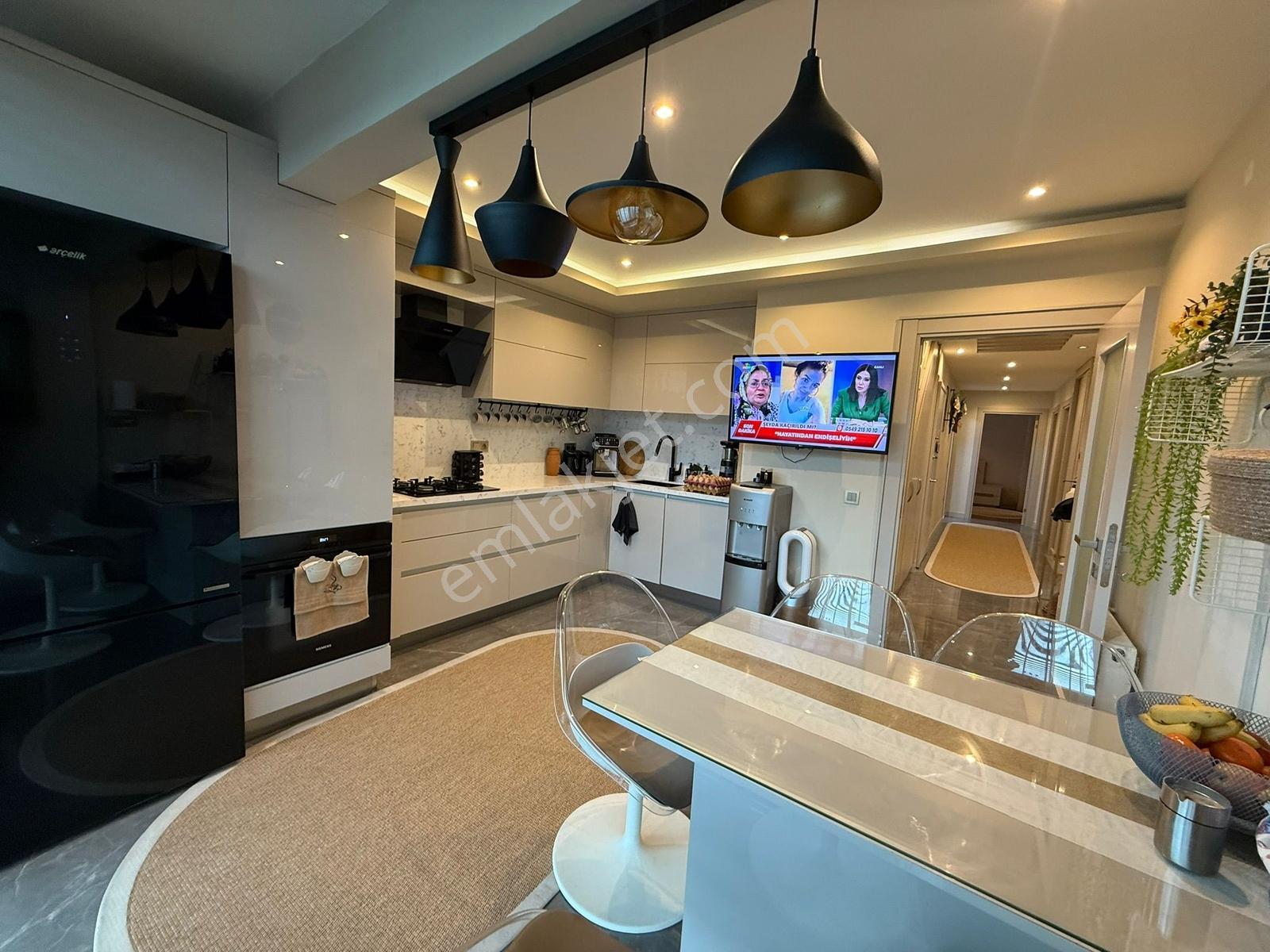 Büyükçekmece Sahile Yürüme Mesafesi 5+2 330 M2 Lüks Dublex !! - Görsel 3