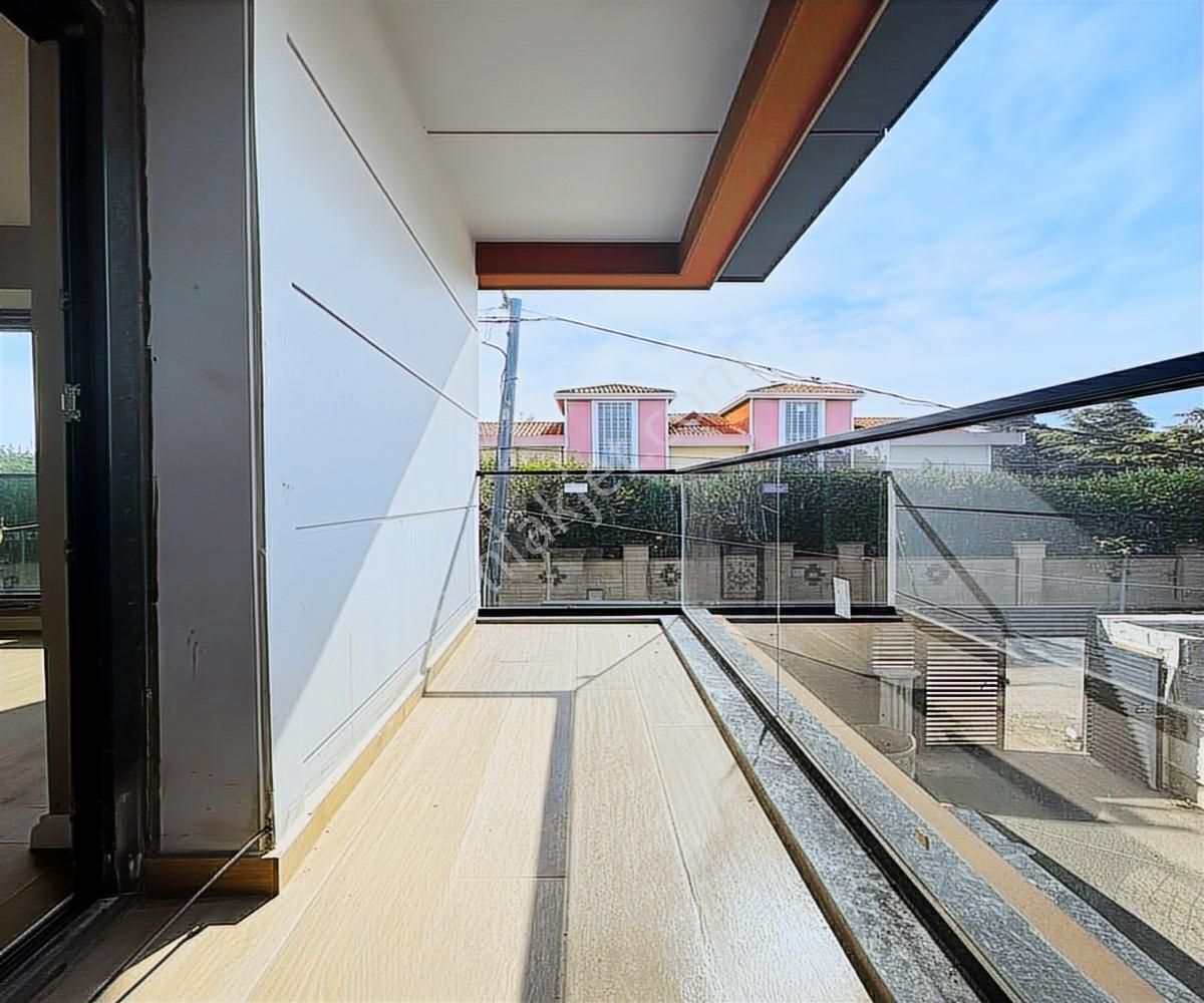 Deniz Havası Aldığınız-aile Konforu Ve Lüx Yaşam Bir Arada-villa - Görsel 33