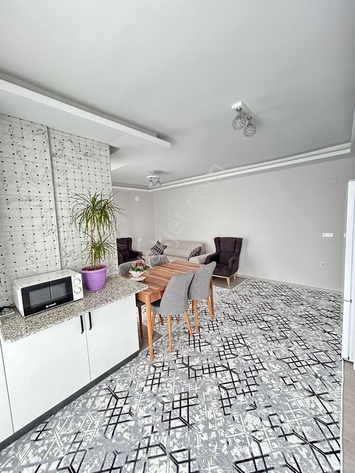 Taşucu Mh, Satılık Full Eşyalı 2+1 Daire