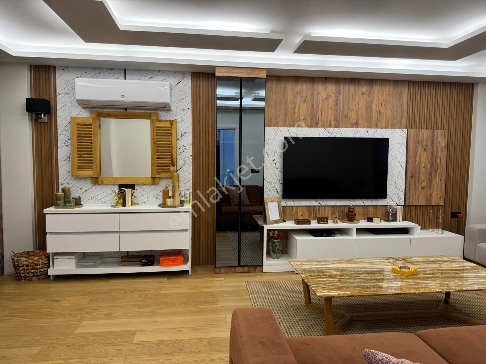 Kuşadası Türkmen Mahallesi Kuştur Mevkiinde Özel Havuzlu 4+1 Tek Müstakil Villa - Görsel 18