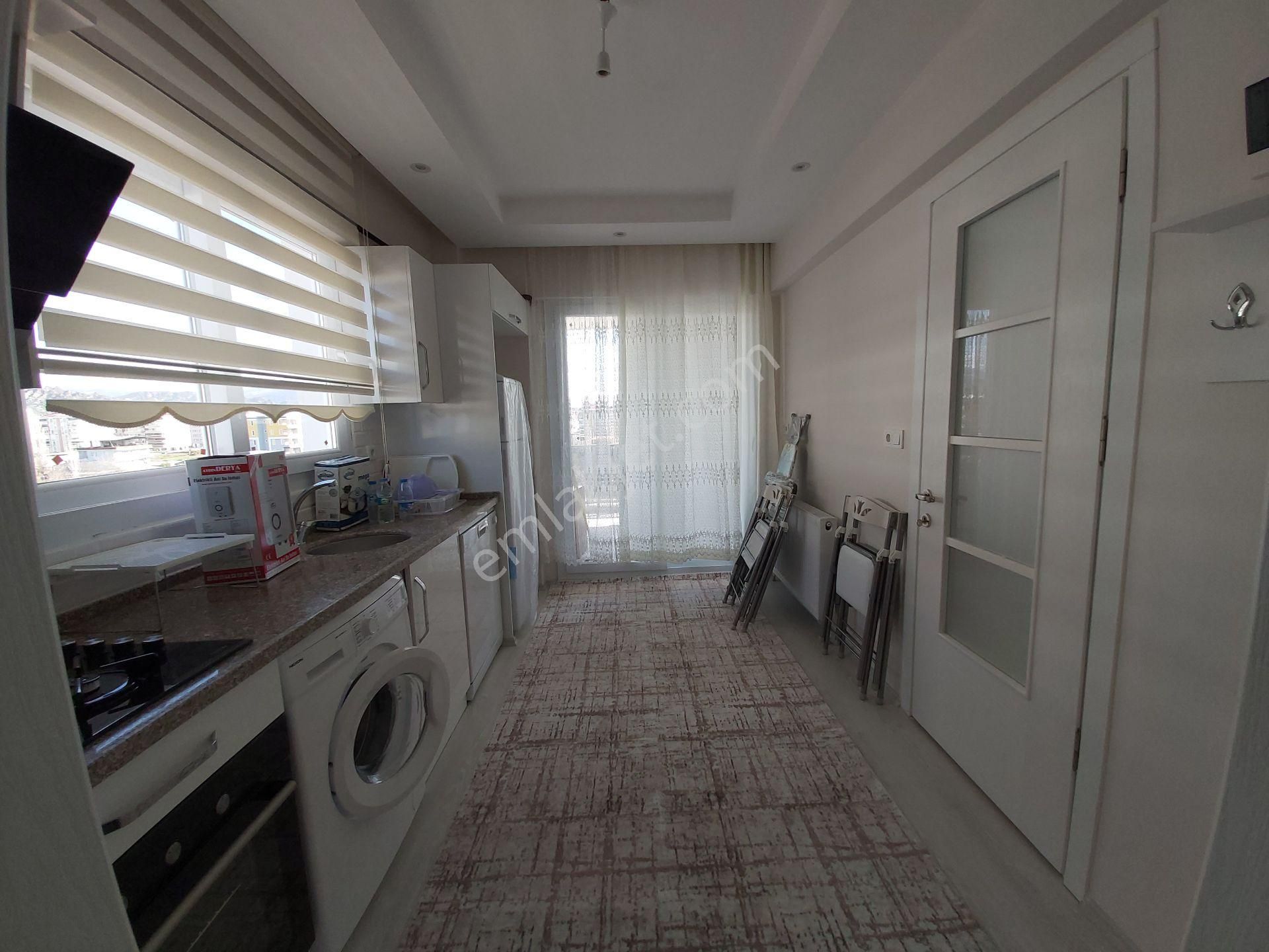 Yeşil Mah.'de Hastaneye 100 Mt Eşyalı 1+0 Kiralık Daire - Görsel 9