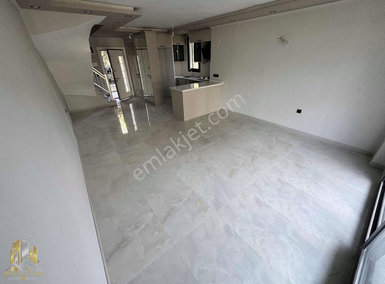 Emlak-58'den Küçükkuyu Merkezde Denize Yakın Sıfır 3+1 Villalar - Görsel 32