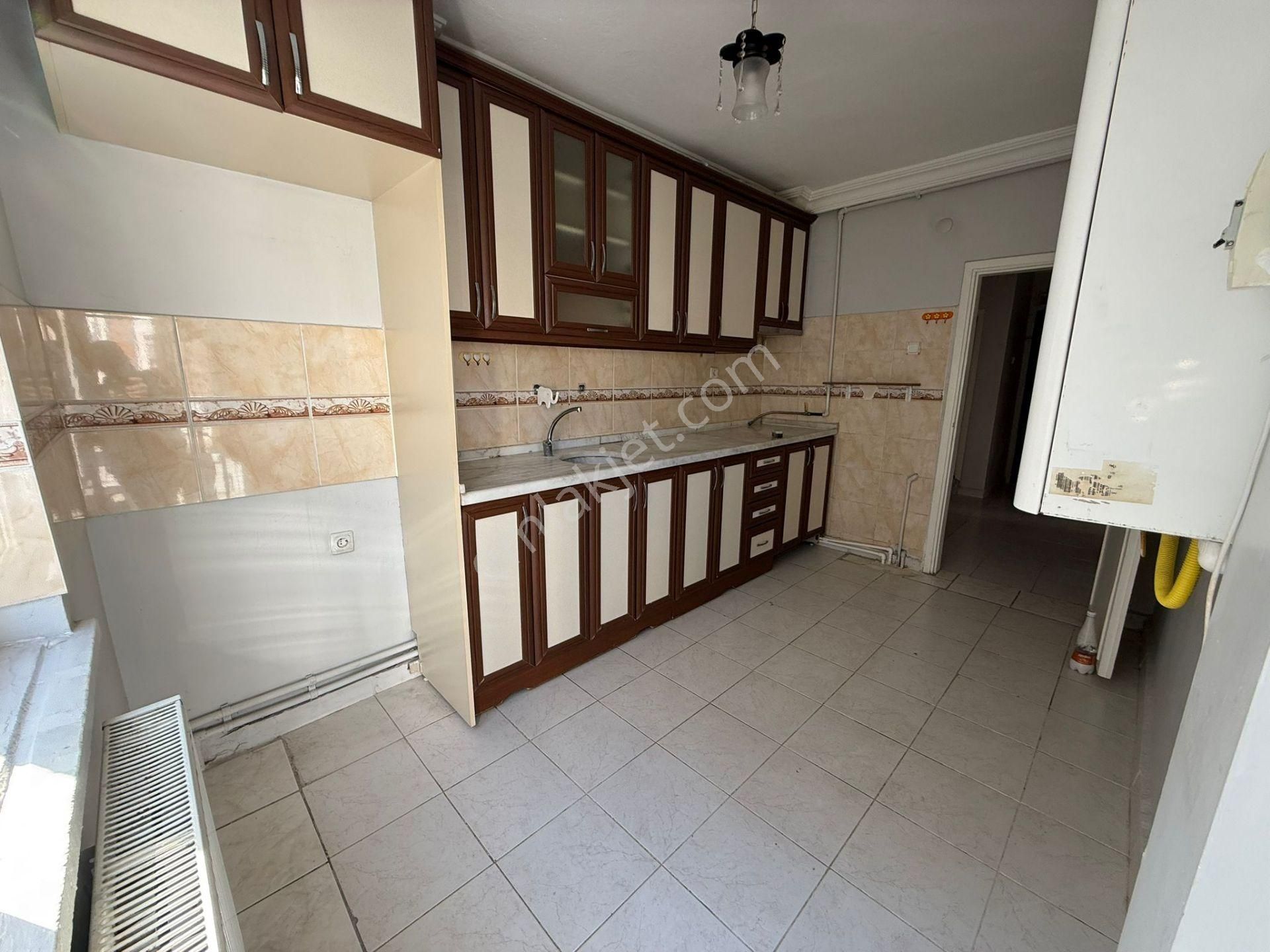 Sincan Maraşal Çakmak Mh. 3+1 Kiralık Daire - Görsel 2