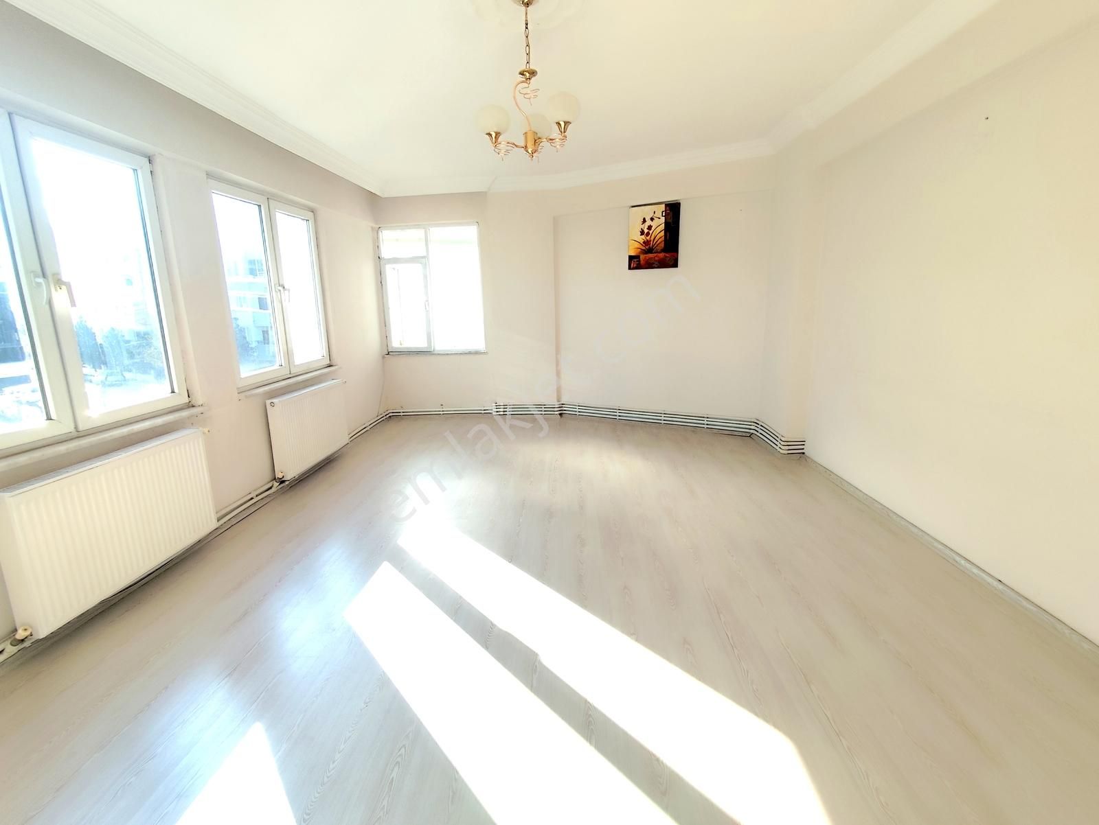 Akçay Altınkum Da 2+1 Doğalgazlı Ön Köşe Cephe Boş Kiralık Daire - Görsel 9