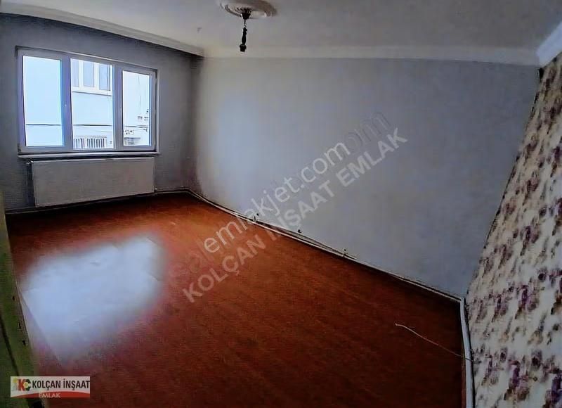 Kolçan Emlaktan Merkezde Kiralık Apart Daire - Görsel 9