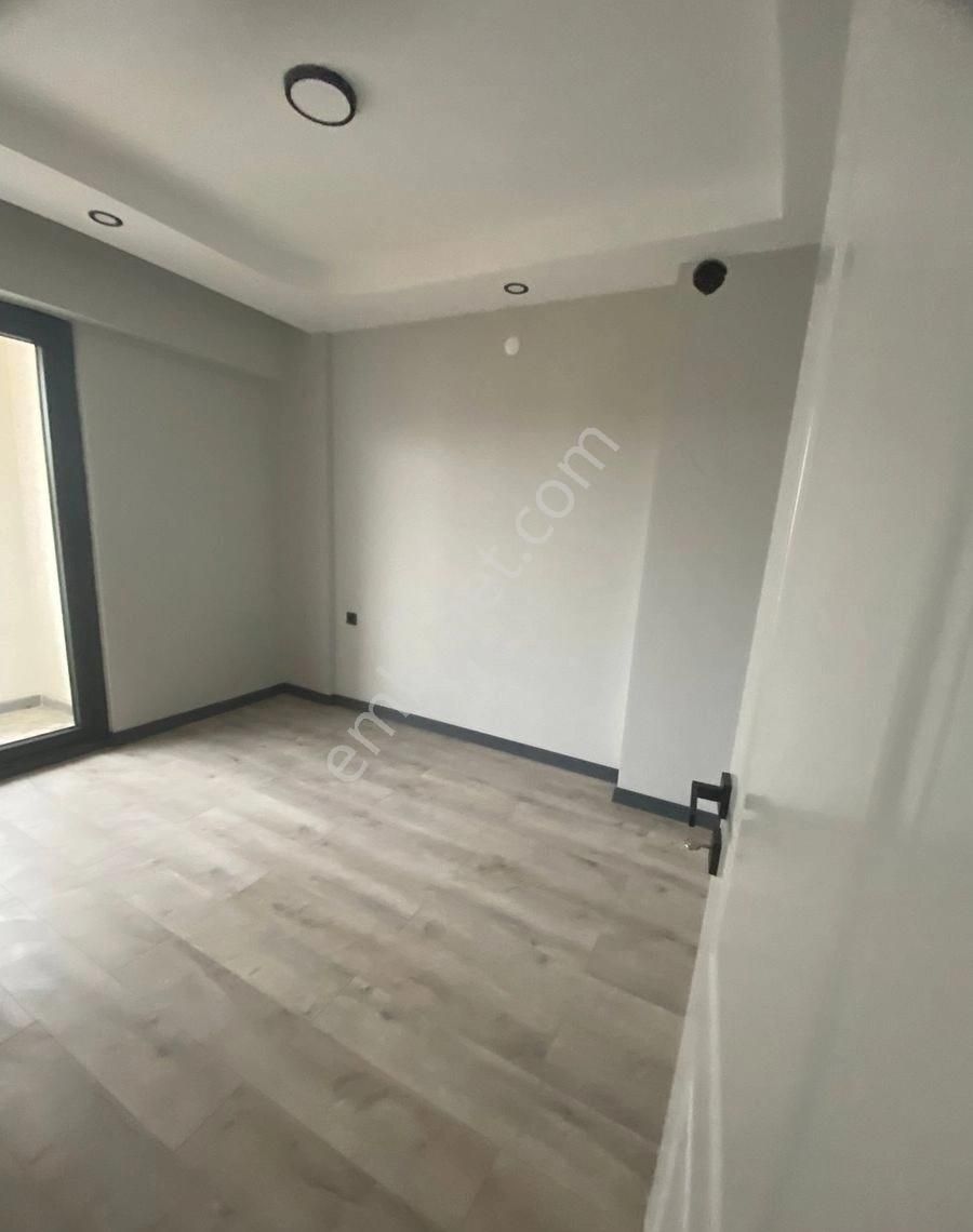 Kolçan Emlak'tan Satılık Kafeler Sokagın'da Geniş 1+1 Daire - Görsel 4