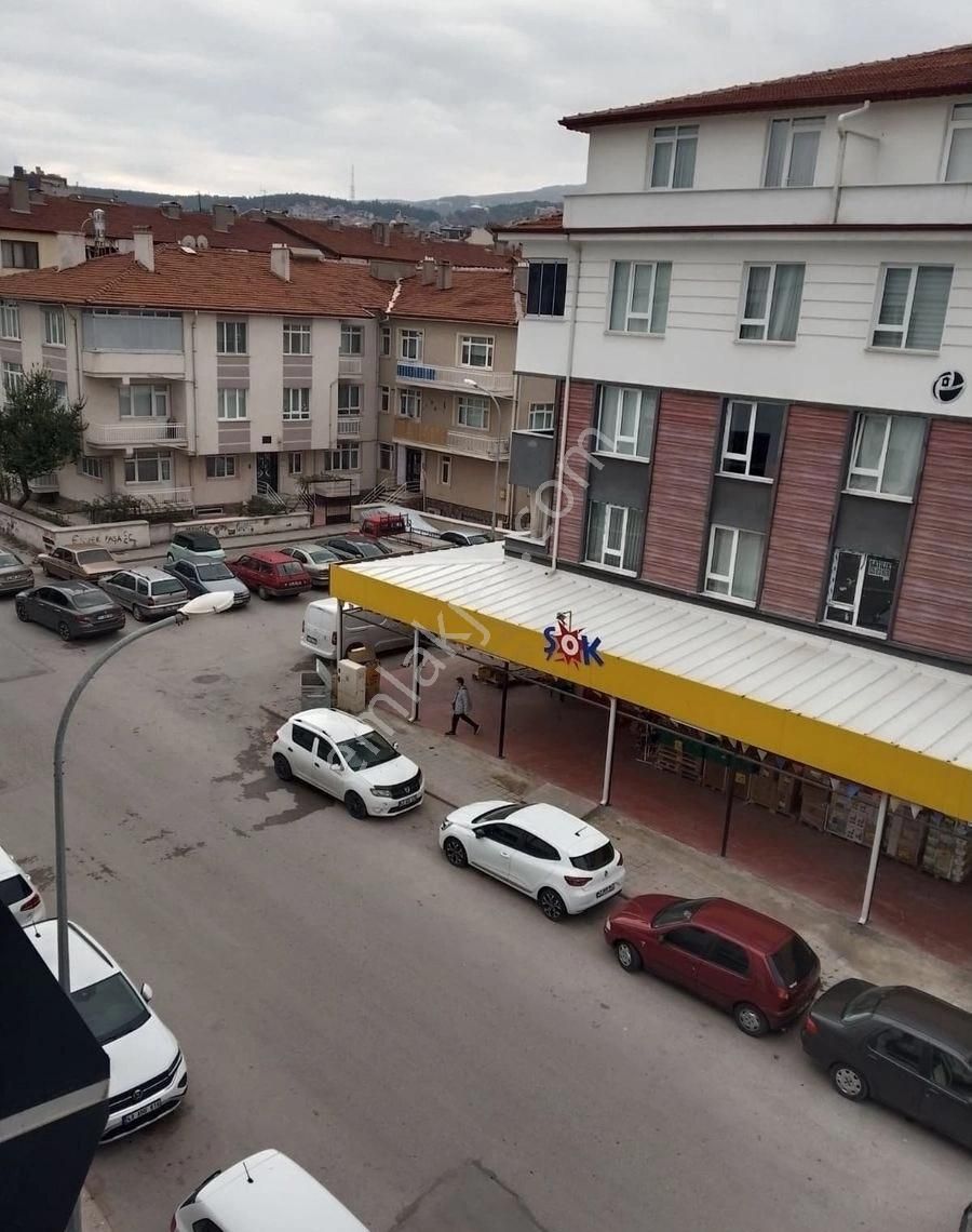 Kolçan Emlak'tan Satılık Kafeler Sokagın'da Geniş 1+1 Daire - Görsel 9