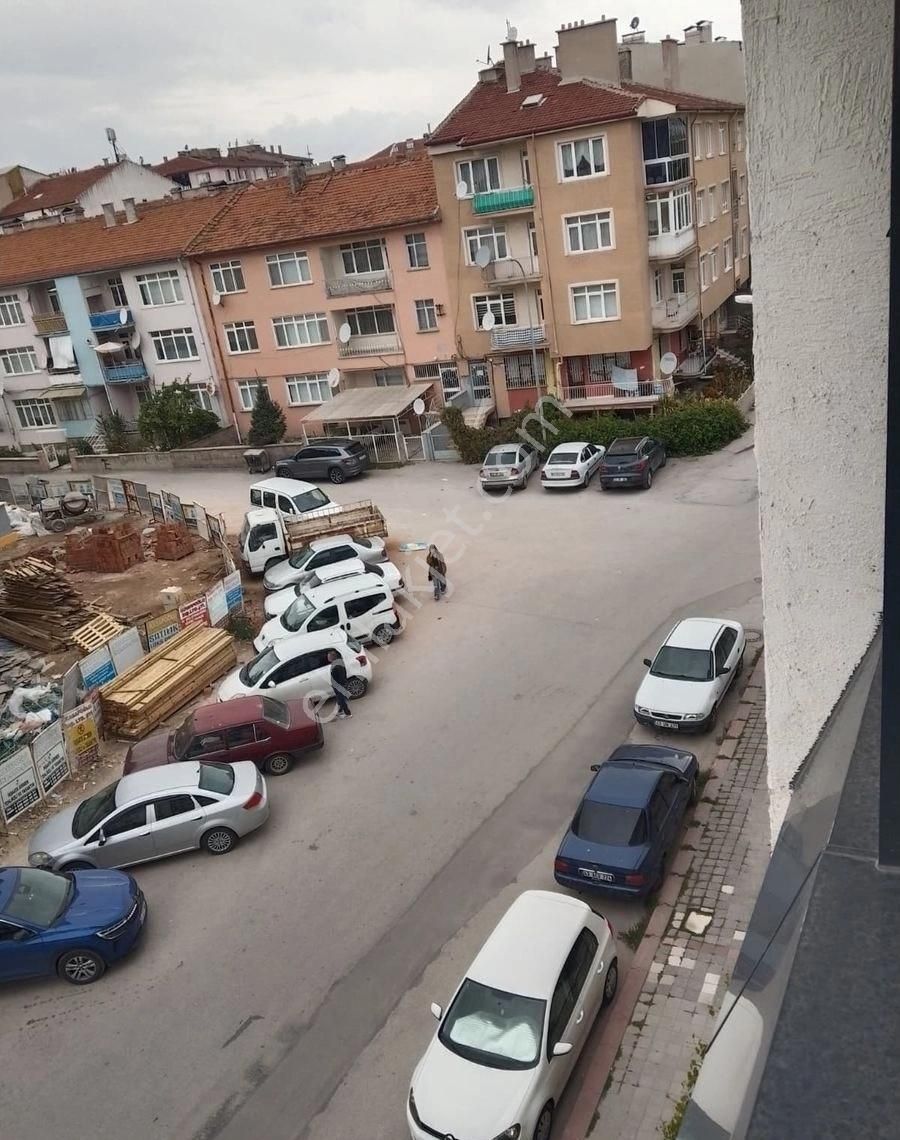 Kolçan Emlak'tan Satılık Kafeler Sokagın'da Geniş 1+1 Daire - Görsel 2