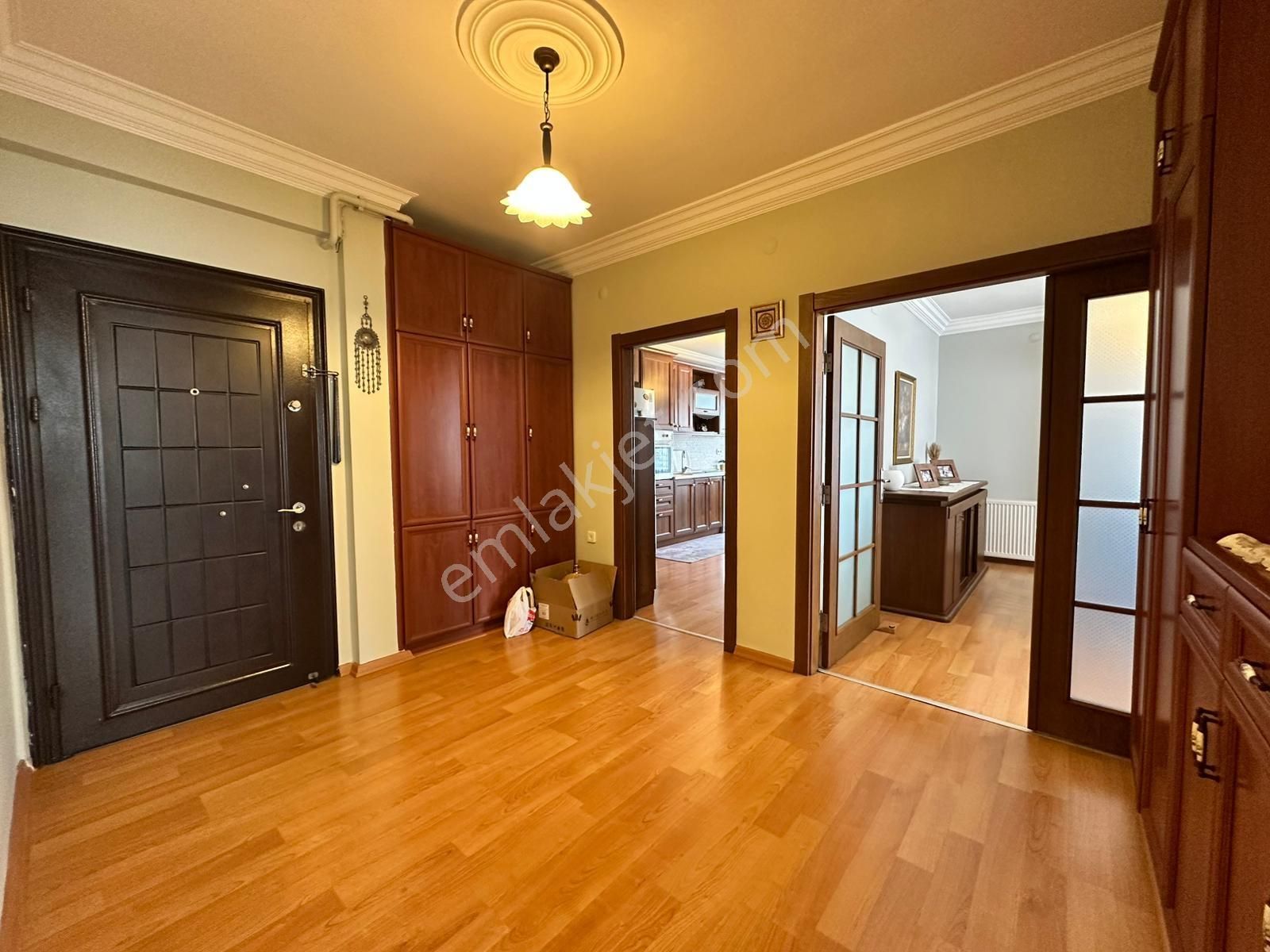 Aktif'den Hürriyet'de Site İçi Satılık Ferah 3+1 Daire - Görsel 14