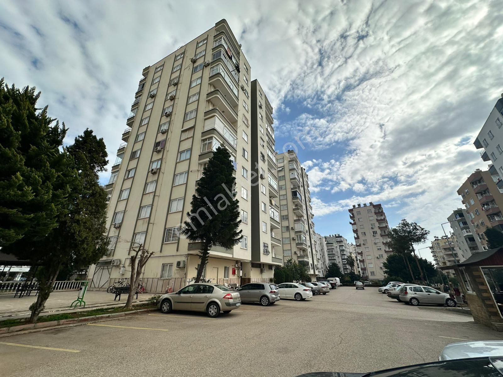 Aktif'den Hürriyet'de Site İçi Satılık Ferah 3+1 Daire - Görsel 9