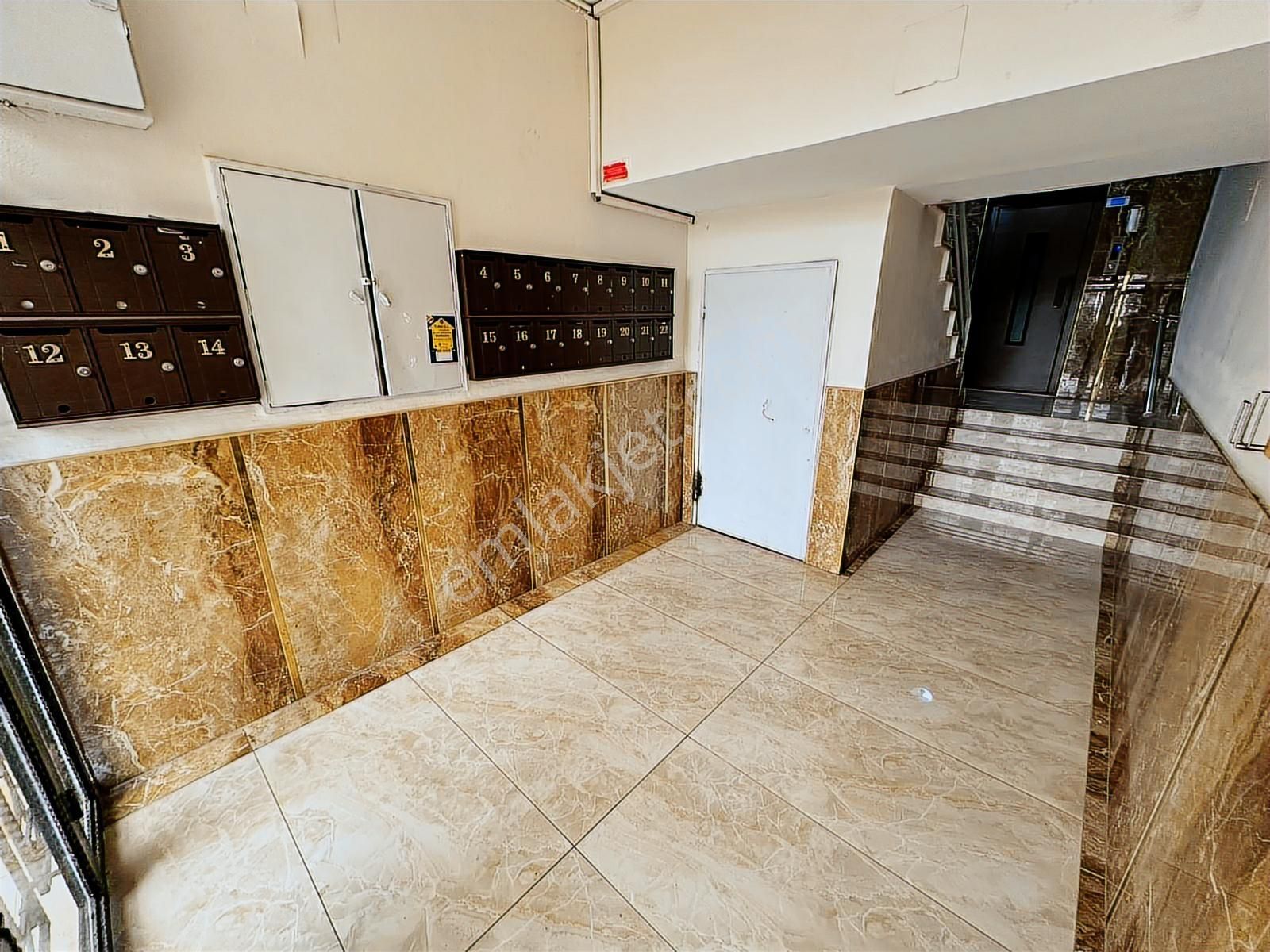 Aktif'den Hürriyet'de Site İçi Satılık Ferah 3+1 Daire - Görsel 11