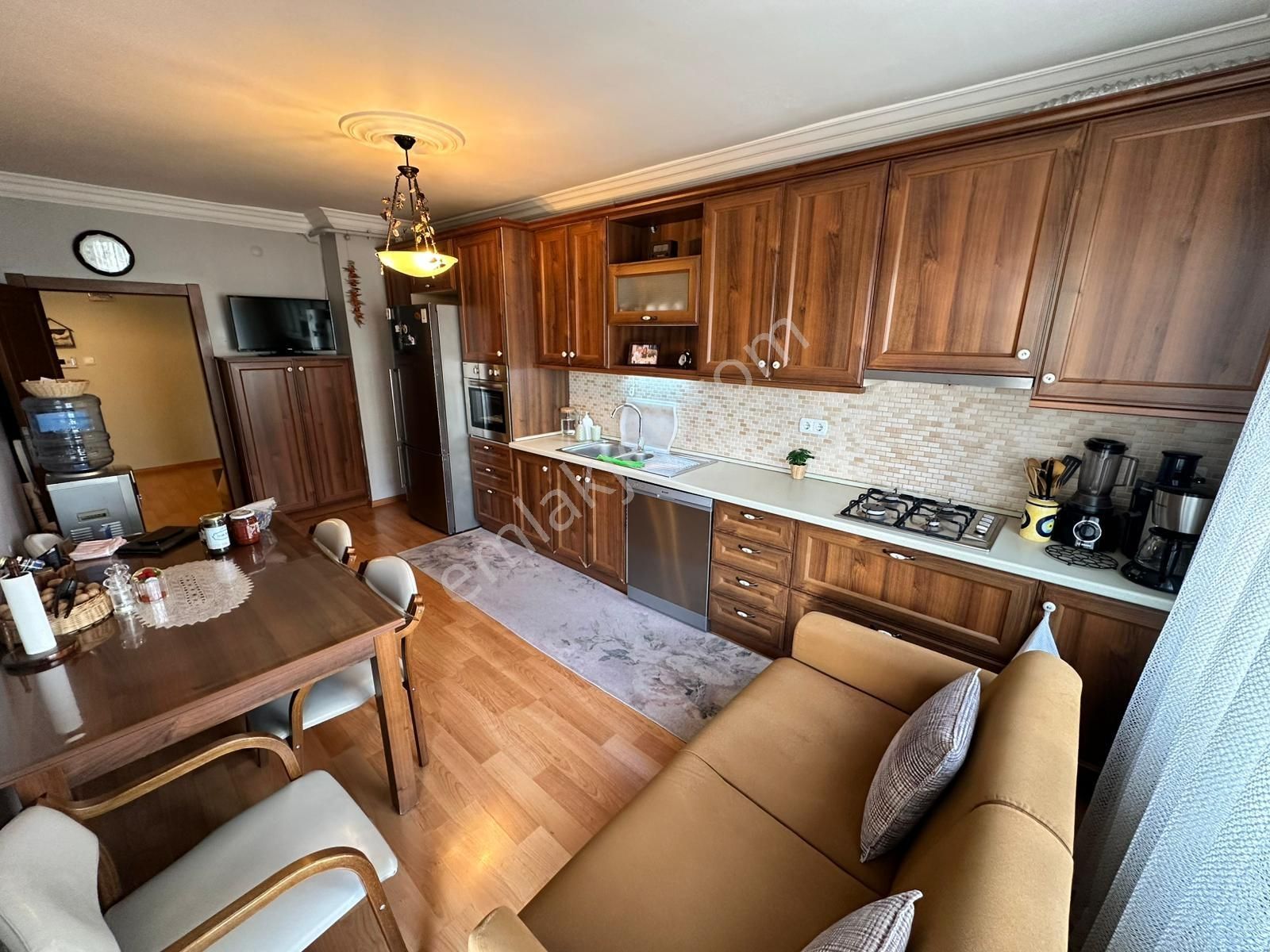 Aktif'den Hürriyet'de Site İçi Satılık Ferah 3+1 Daire - Görsel 12