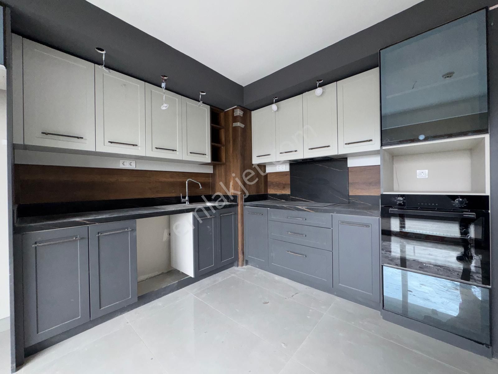 Eryaman Address Göksu'da Göl Manzaralı Lüx 4+1 Satılık Daire