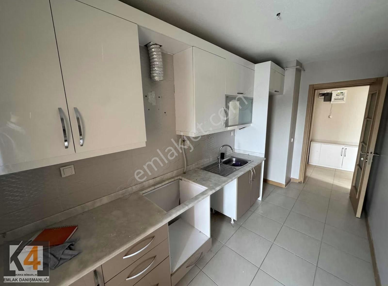 Kayaşehir 24. Bölge Kiralık Daire 2+1 82 M2 K.mutfak 3 Cepheli - Görsel 19