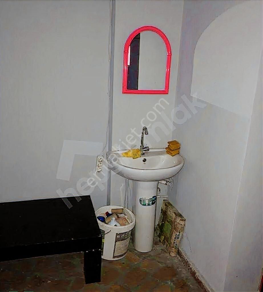 Güngören Haznedar Mah 220m2 3katlı Kiralık Dükkan - Görsel 5