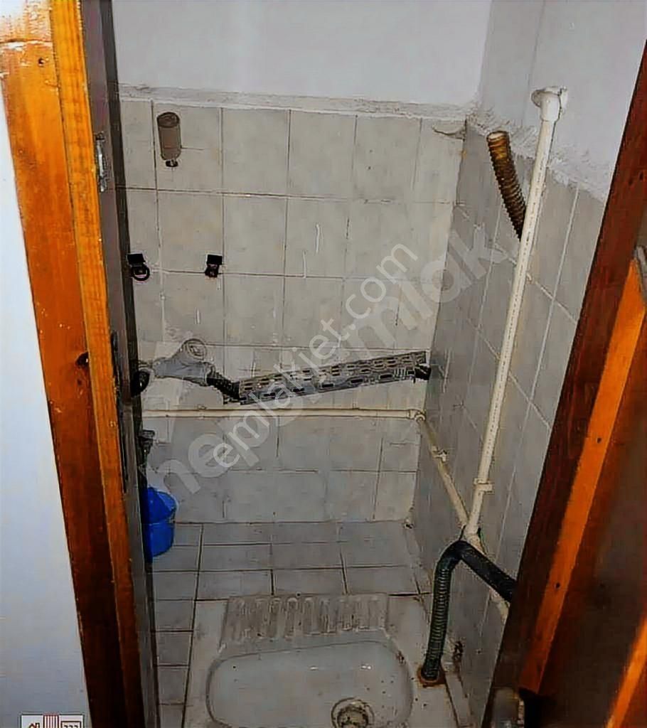 Güngören Haznedar Mah 220m2 3katlı Kiralık Dükkan - Görsel 9