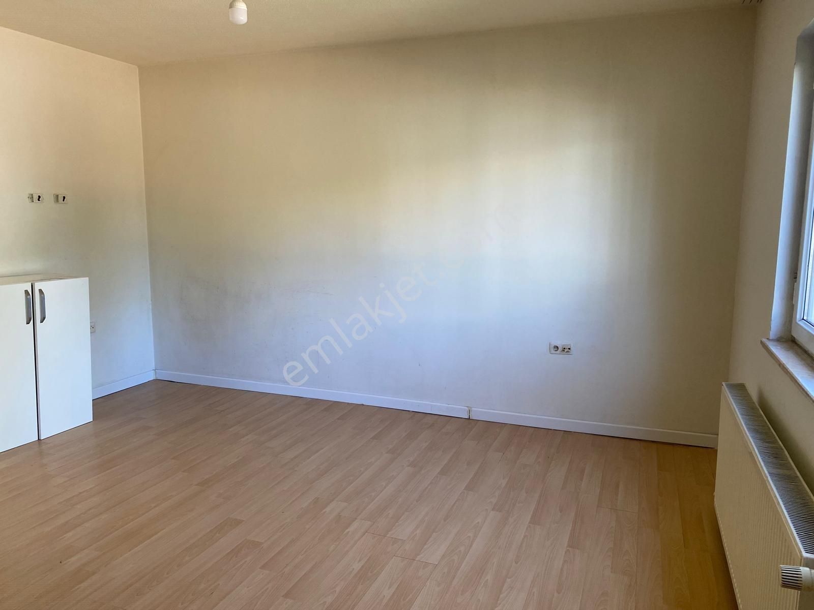 Hastanelere Yakın Korucukta Kiralık 1+1 Daire 55 M² - Görsel 3