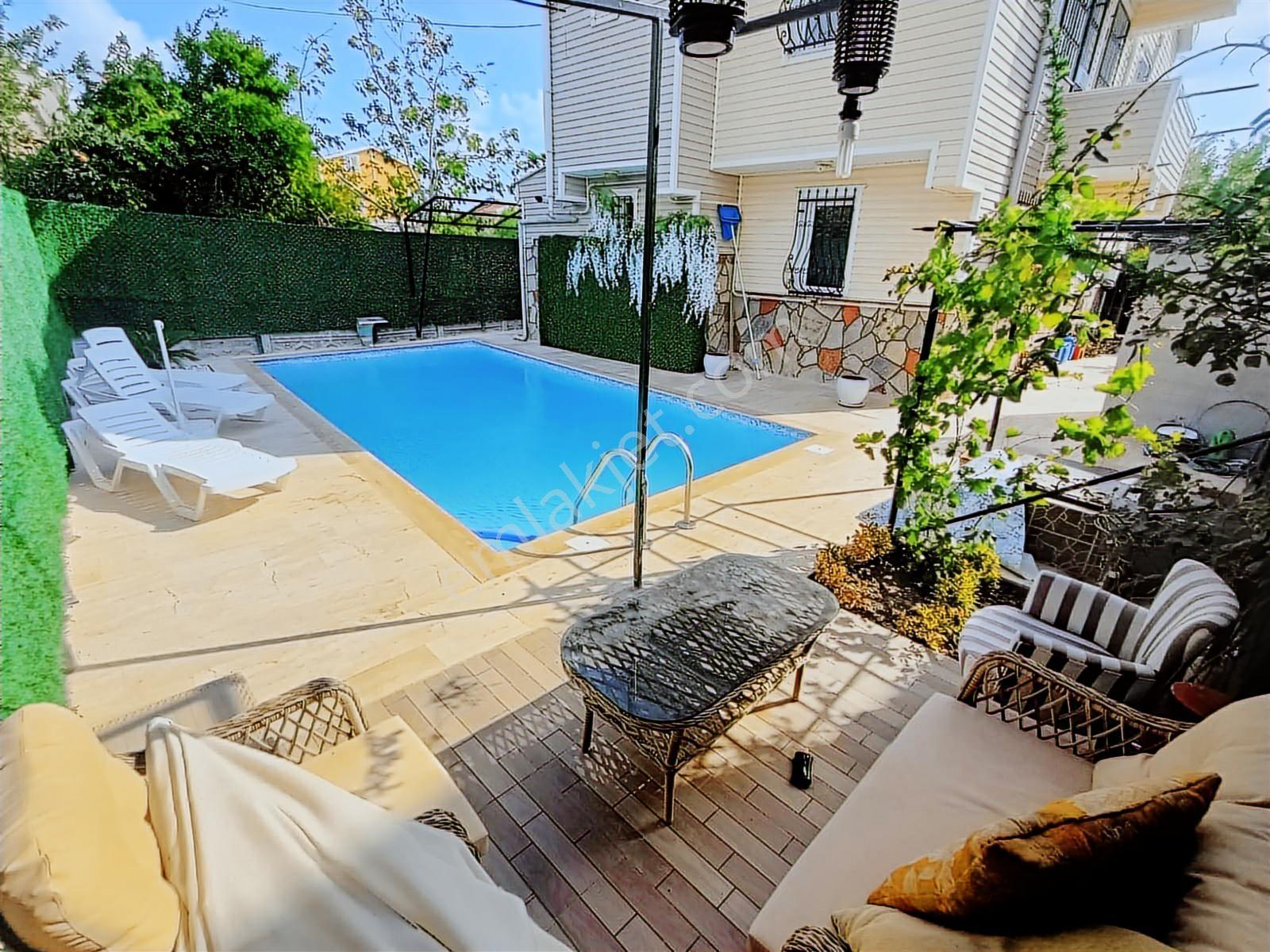 Marmara Ereğlisi Yeniçiftlik Havuzlu Müstakil 5+1 Yazlık Villa - Görsel 2