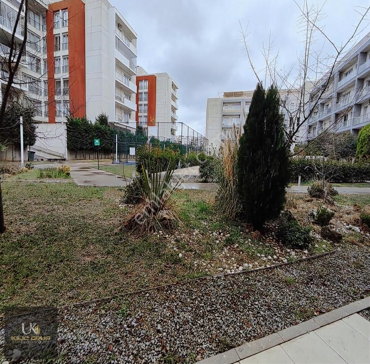 Darıca Divan Gmarin Sitesinde 1+0 Bahçe Katı Boş Satılık - Görsel 7