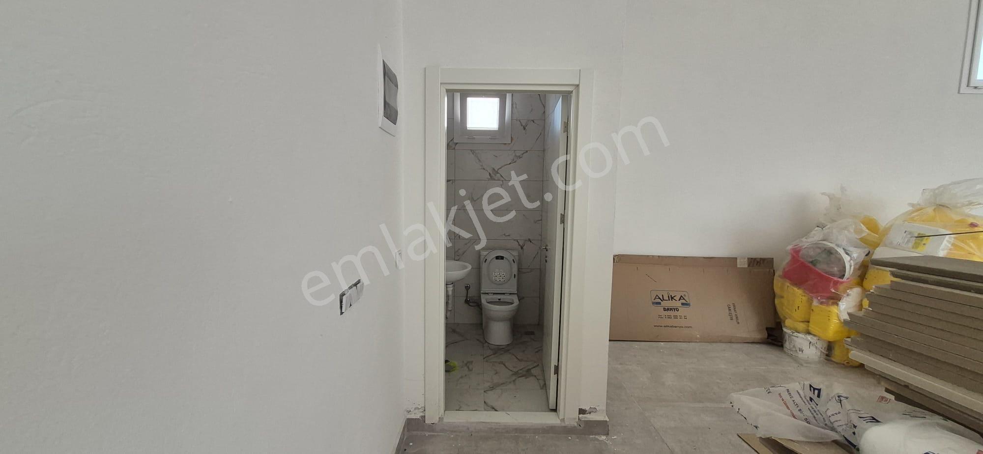 Golden Key Gayrimenkul'den Yıldızlı'da Satılık Dükkan - Görsel 3