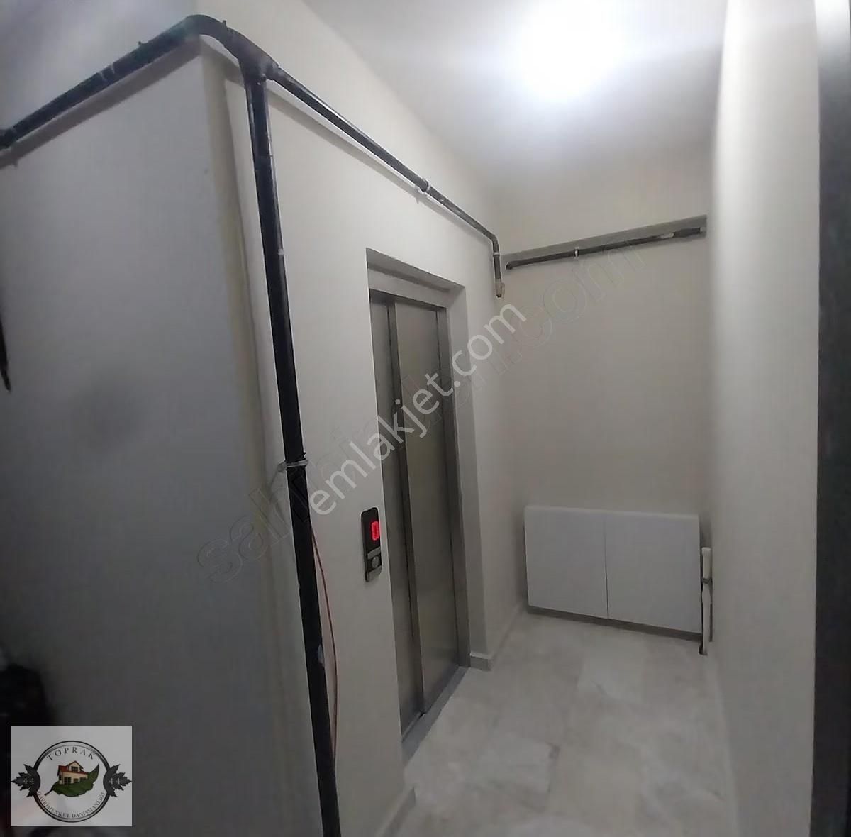 Kanaryada Asansörlü Marmaraya Yakın Sıfır Dubleks - Görsel 15