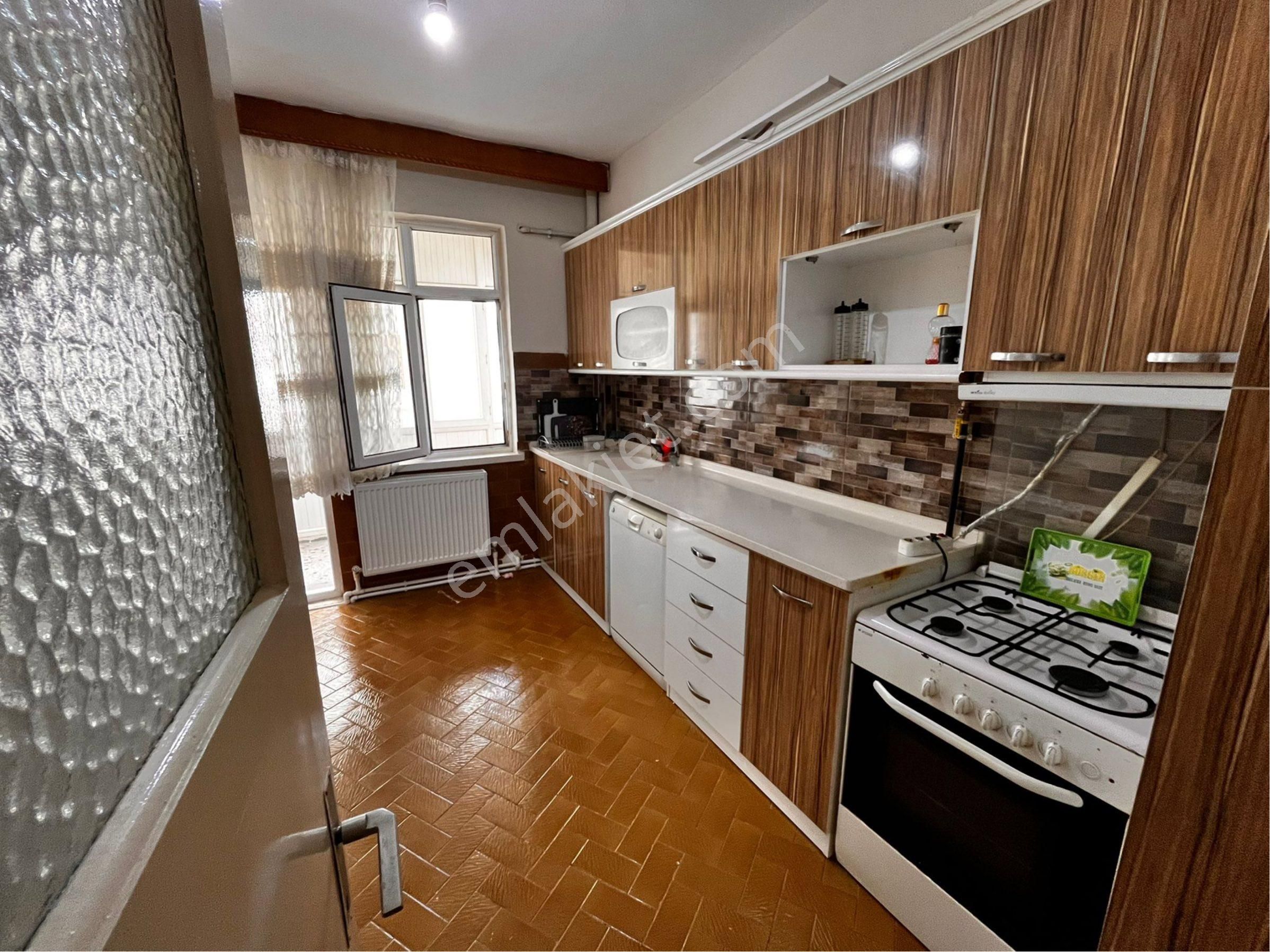 Rota’dan Kiralık Mualla Okuluna Yakın Yeni Mah. 2+1 Daire