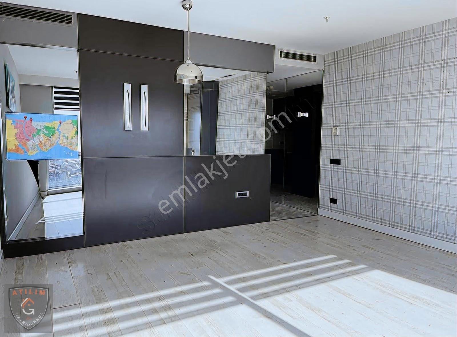 Skyport Residence'da Deniz Manzaralı Bakımlı Ofis - Görsel 2