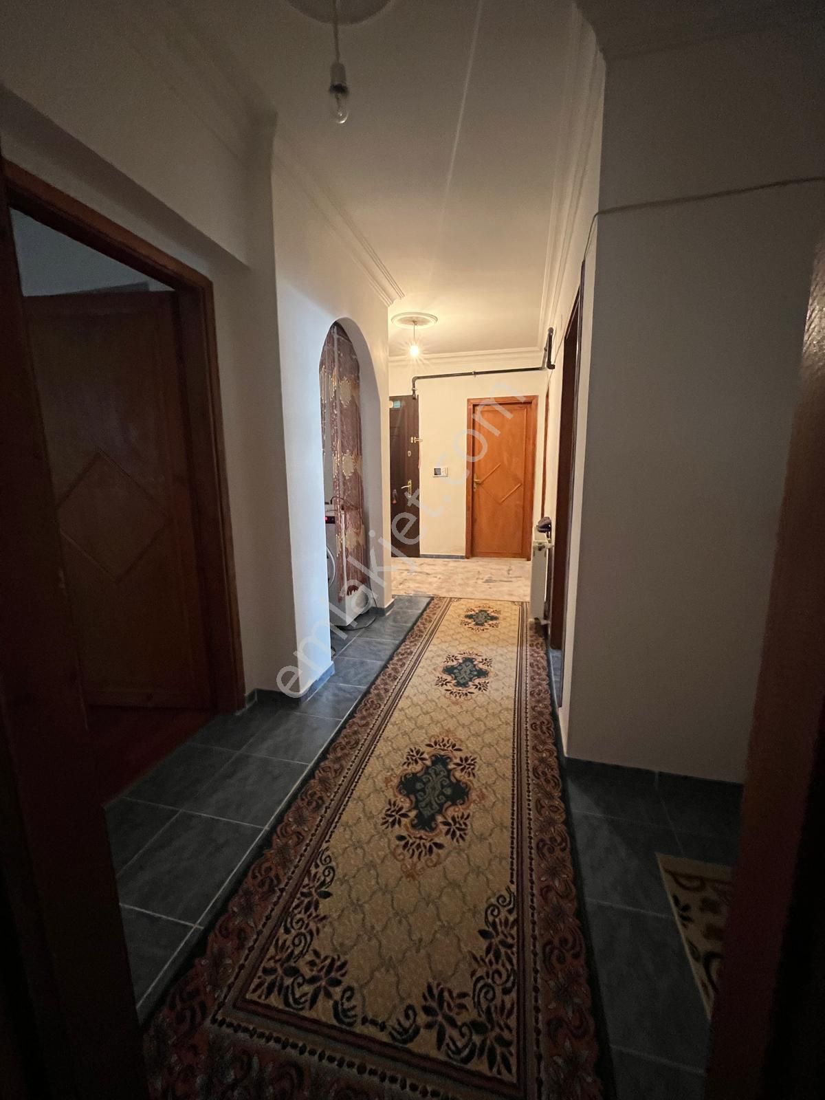 Mamak Kutlu Mahallesinde Aileler İçin İdeal: Okul Ve Market Yanı, Geniş 3+1 - Görsel 2