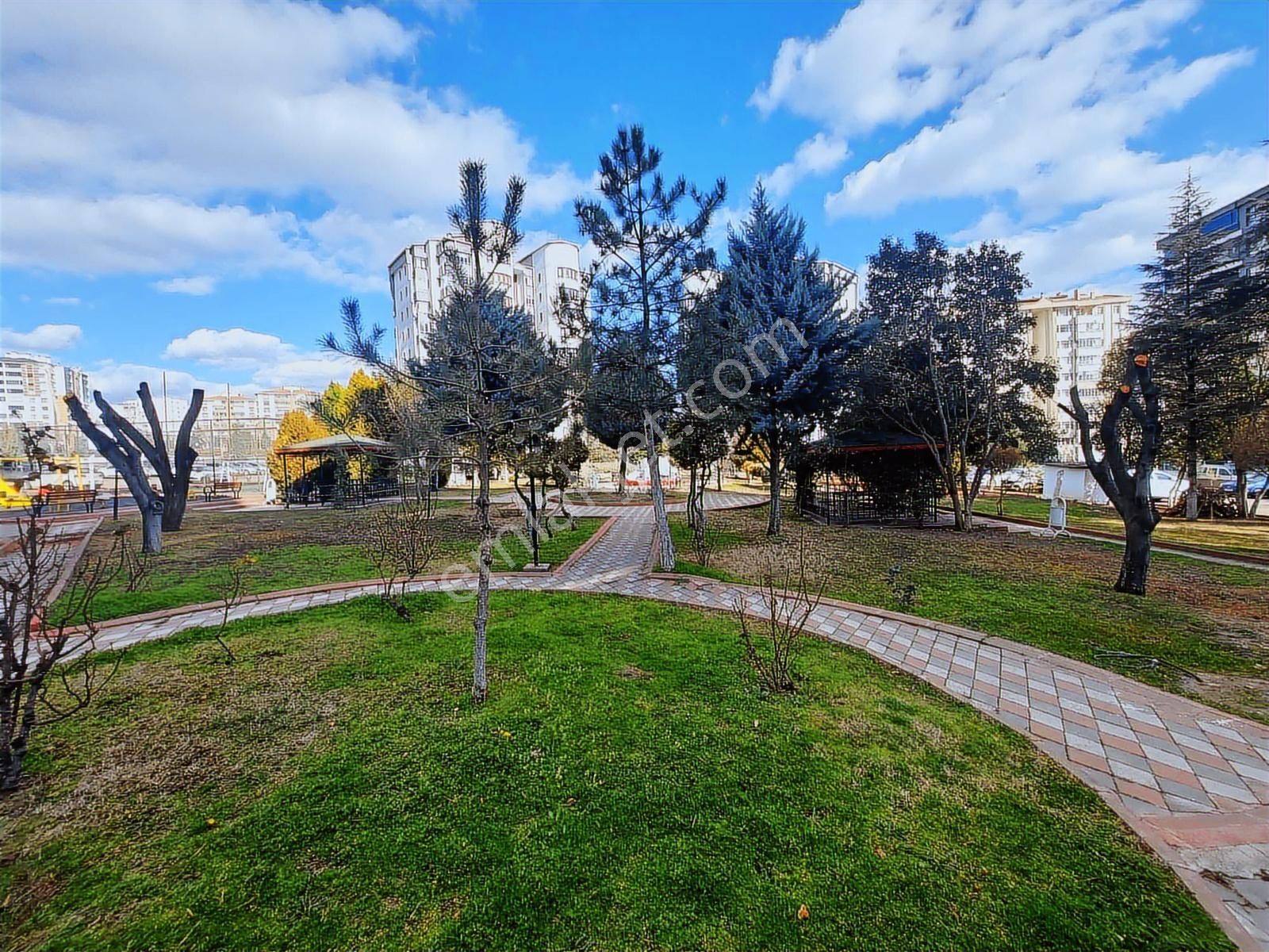 ''eryaman Efor''dan Asansörlü,kombili,arakat 3+1 Satılık Daire.. - Görsel 24