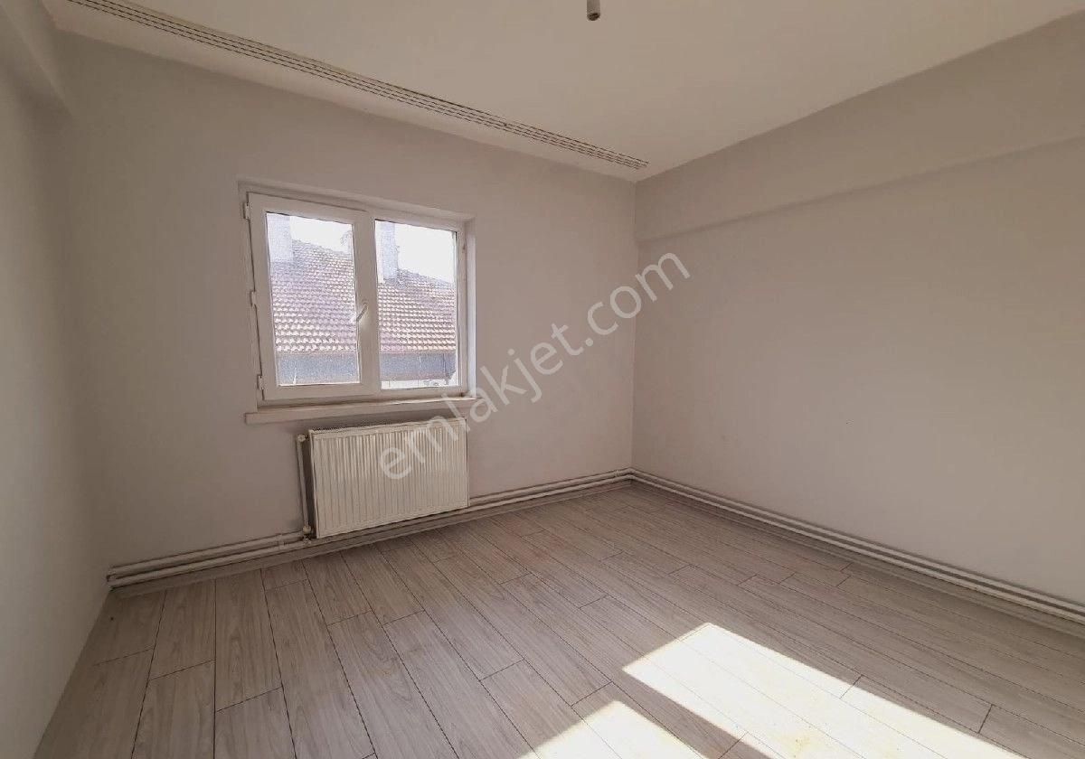 Keçiören.çaldıran 3+1 Katta İskanlı Uygun Daire - Görsel 22